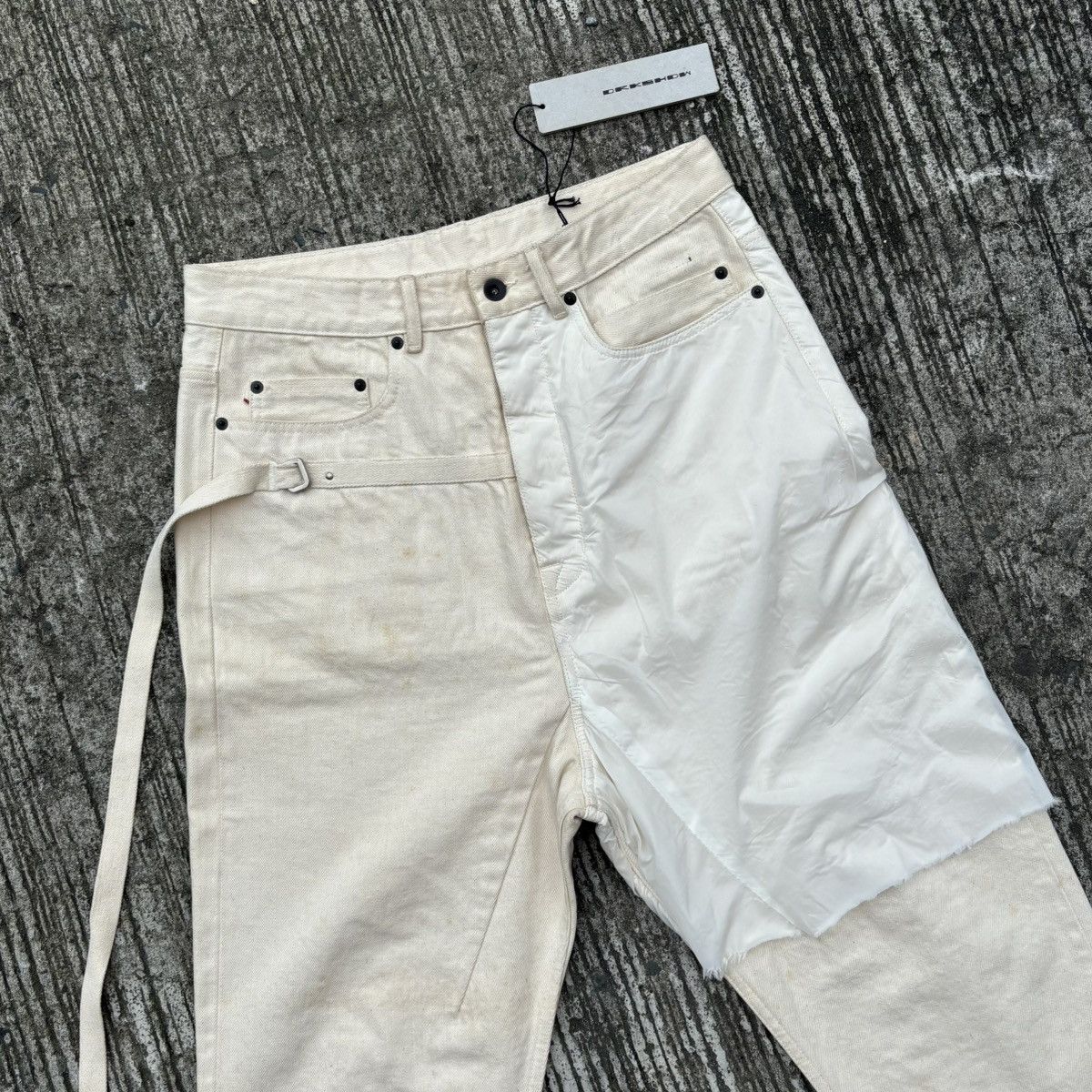 Rick Owens Drkshdw Rick Owens DRKSHDW Milk Collapse Cropped Jeans Size US 31 - 15 Thumbnail