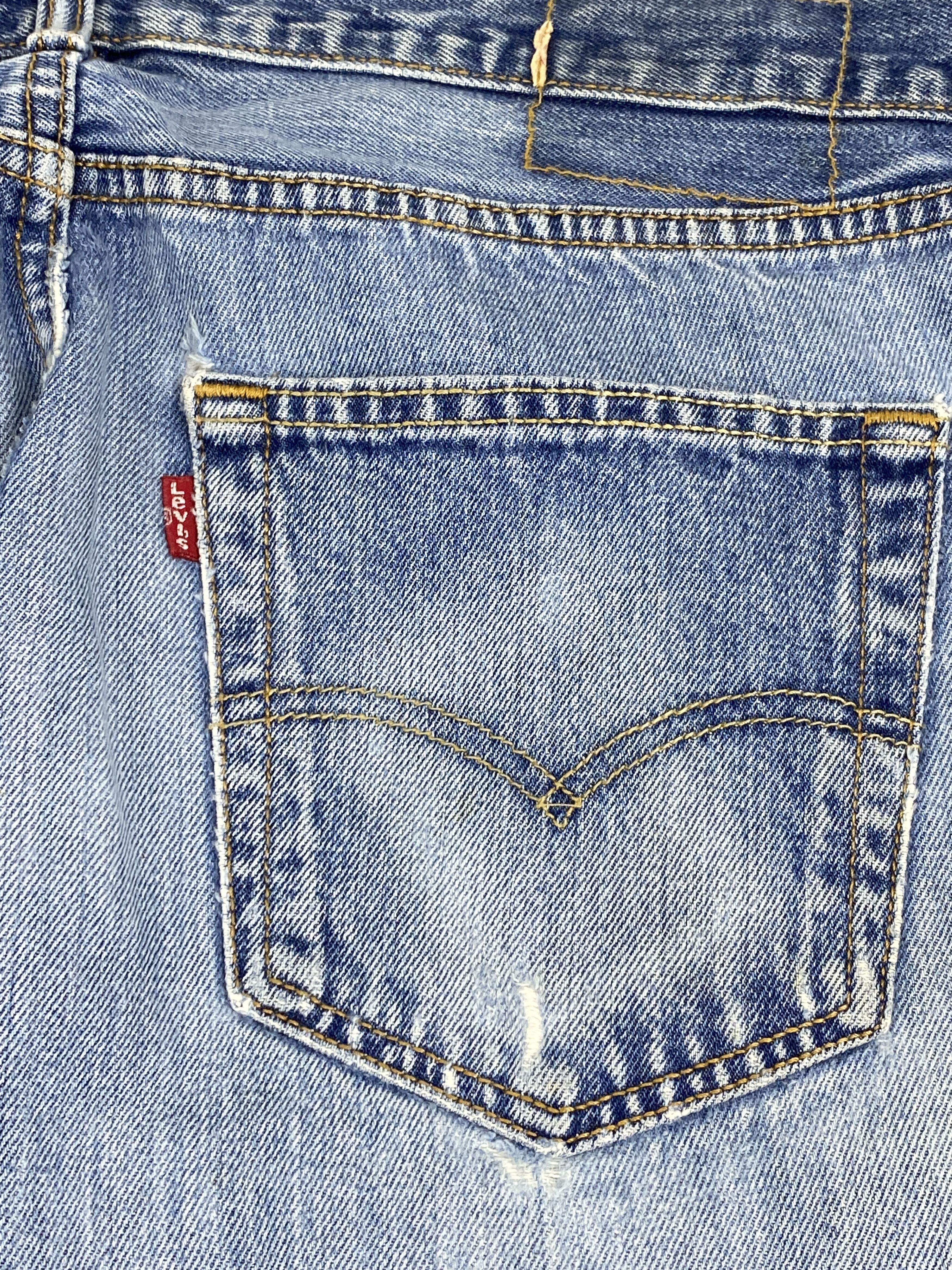 Levi's × Vintage Vintage Levis 501 Distressed Blue Denim Jeans DP2816 Size US 35 - 21 Thumbnail
