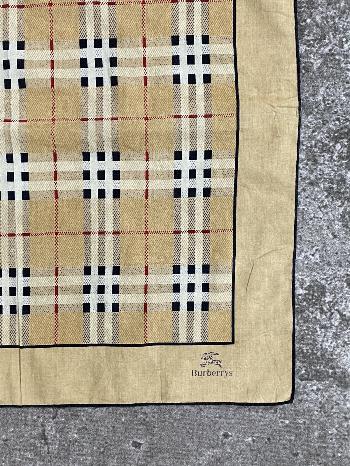 Burberry Burberrys Handkerchief / Bandana / Neckerchief Size ONE SIZE - 6 Thumbnail