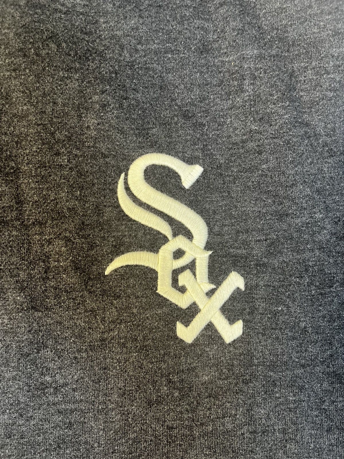 MLB New Era White Socks Hoodie Size US L / EU 52-54 / 3 - 5 Thumbnail