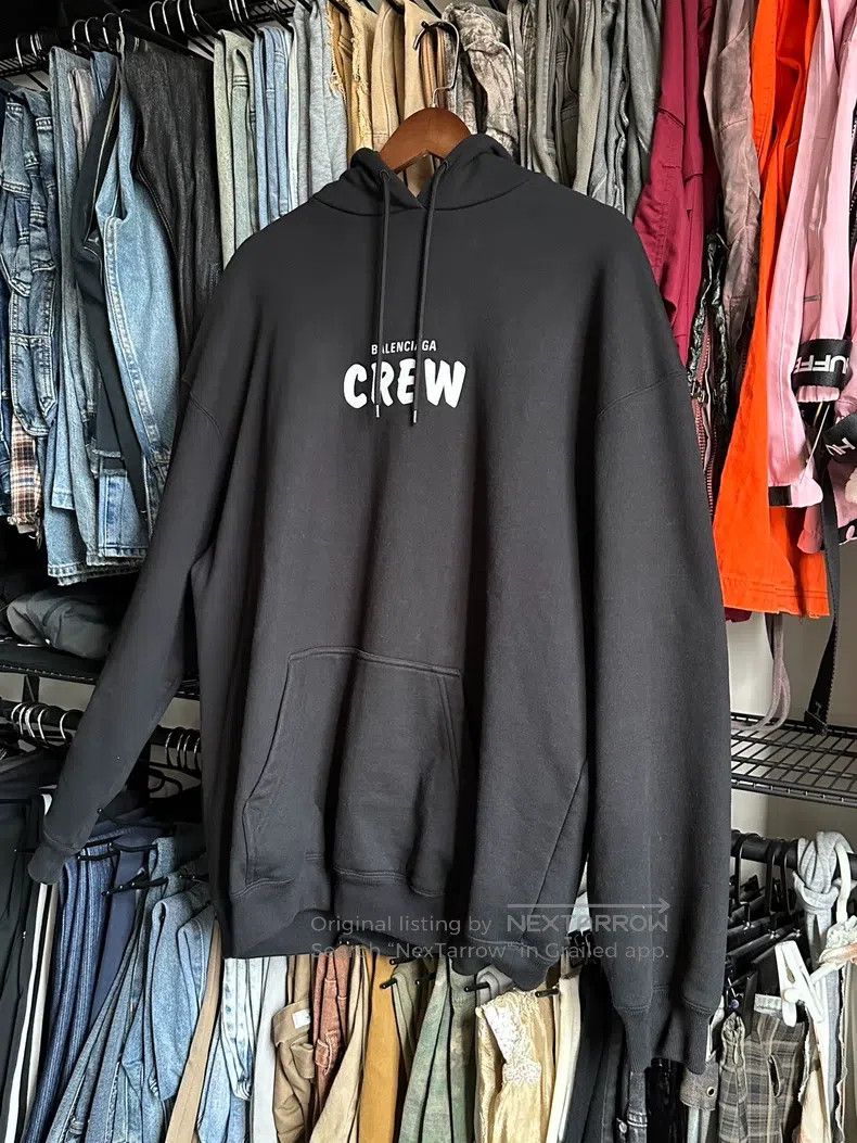 Balenciaga Balenciaga CREW Letter Hooded Sweatshirt Size S Black Size US S / EU 44-46 / 1 - 1 Thumbnail