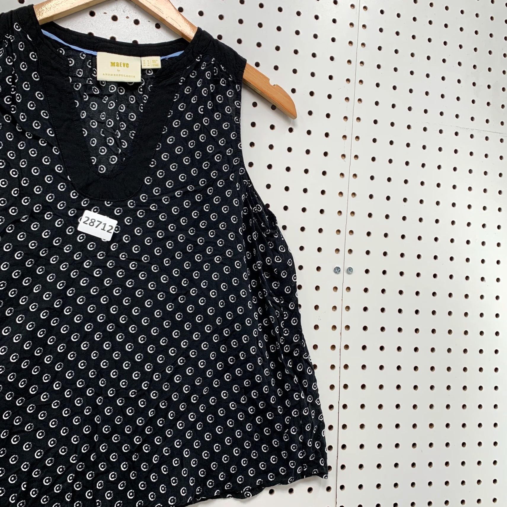Vintage VINTAGE Anthropologie Maeve Tank Top Women Size 8 Sleeveless V-Neck Polka Dot Black White 17x22 Size M / US 6-8 / IT 42-44 - 4 Thumbnail