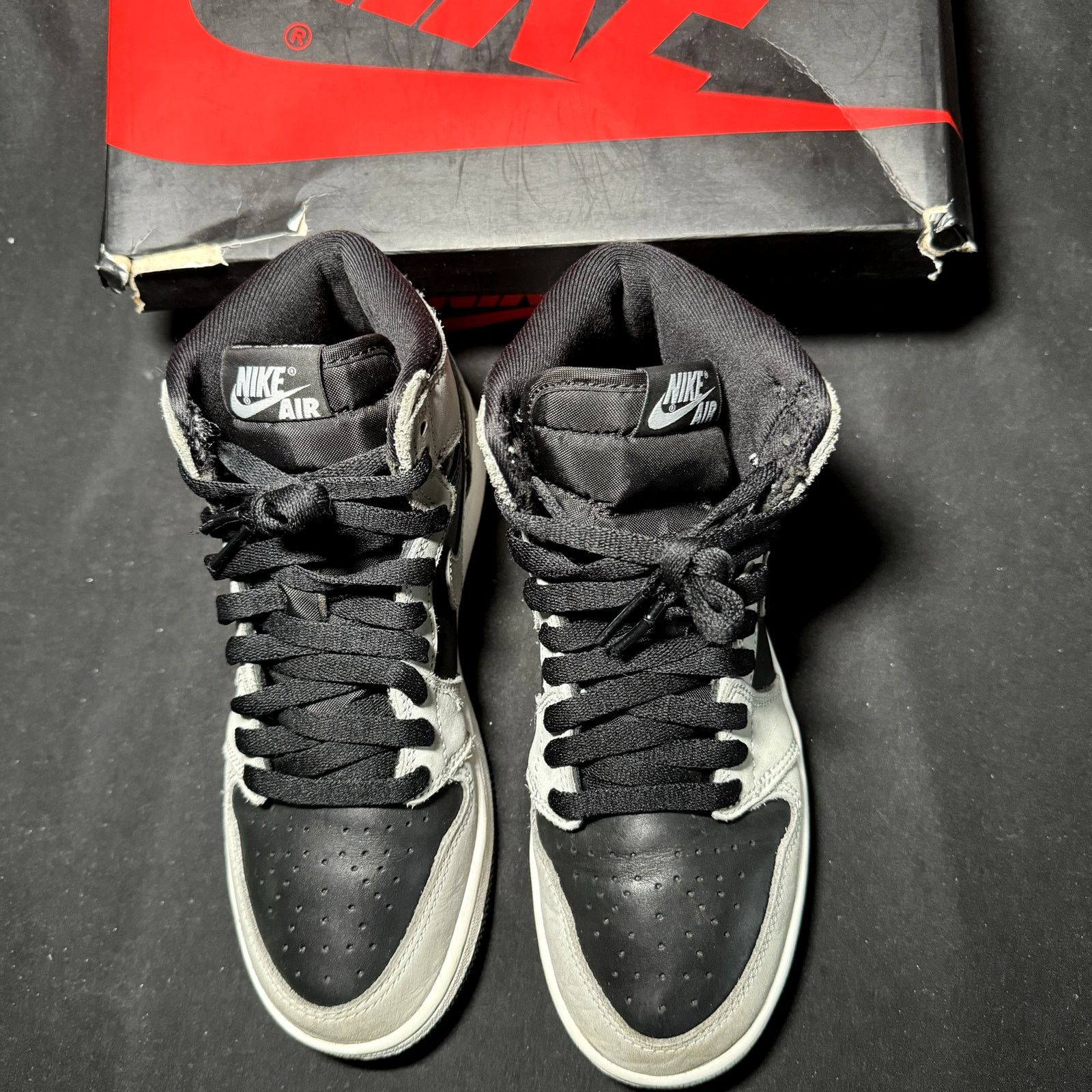 Jordan Brand × Nike Size 5 - Air Jordan 1 Retro High OG GS Shadow 2.0 2021 Shoes Size US 5 / EU 37 - 4 Thumbnail