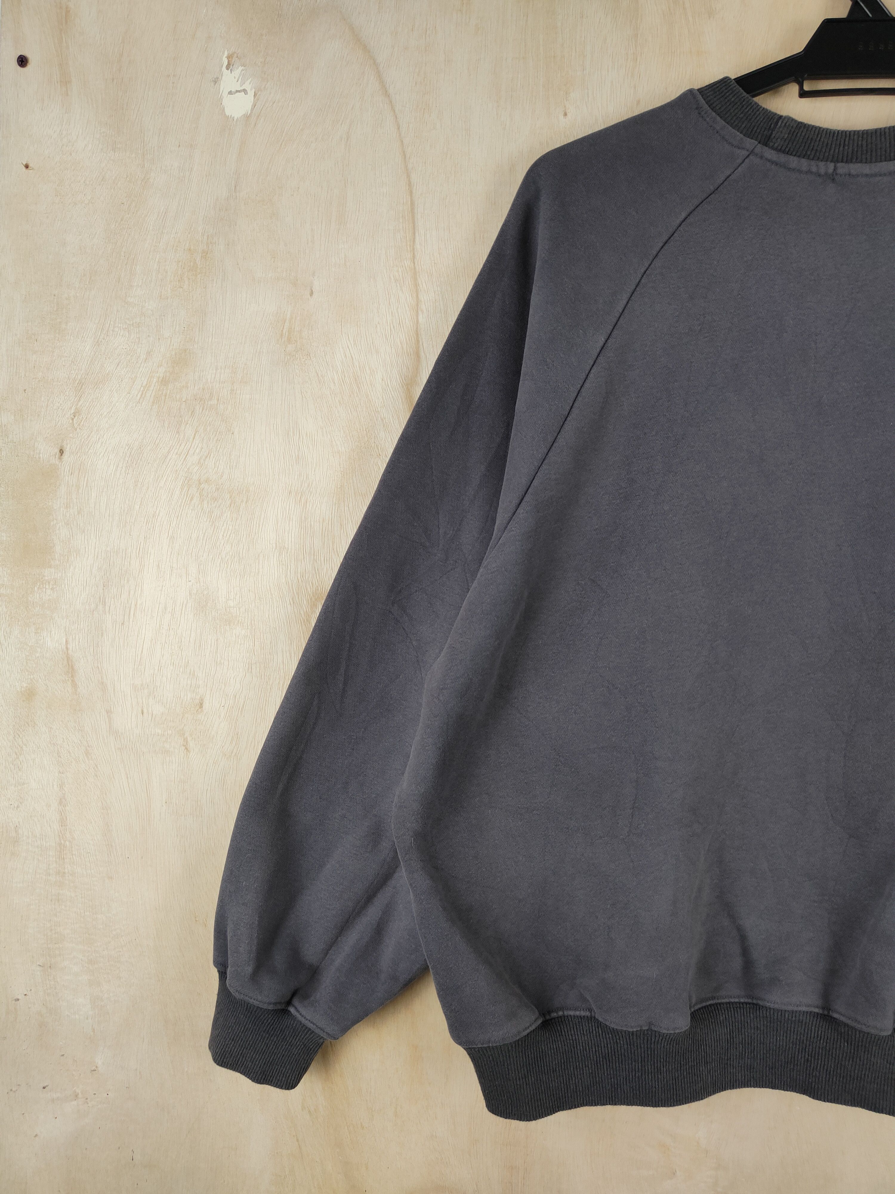 Japanese Brand × Vintage Wait More Dark Gray plain Faded Sweatshirts #S2612 Size US XL / EU 56 / 4 - 8 Thumbnail