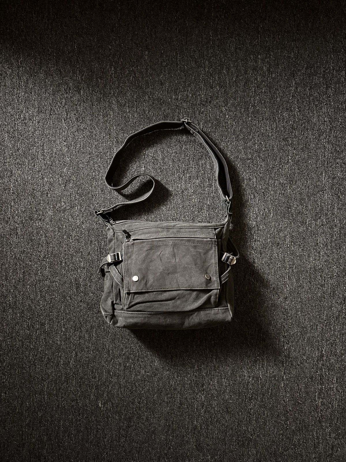 Japanese Brand BAGGY PORT JAPAN COTTON CANVAS CRROSSBODY BAG Size ONE SIZE - 1 Thumbnail