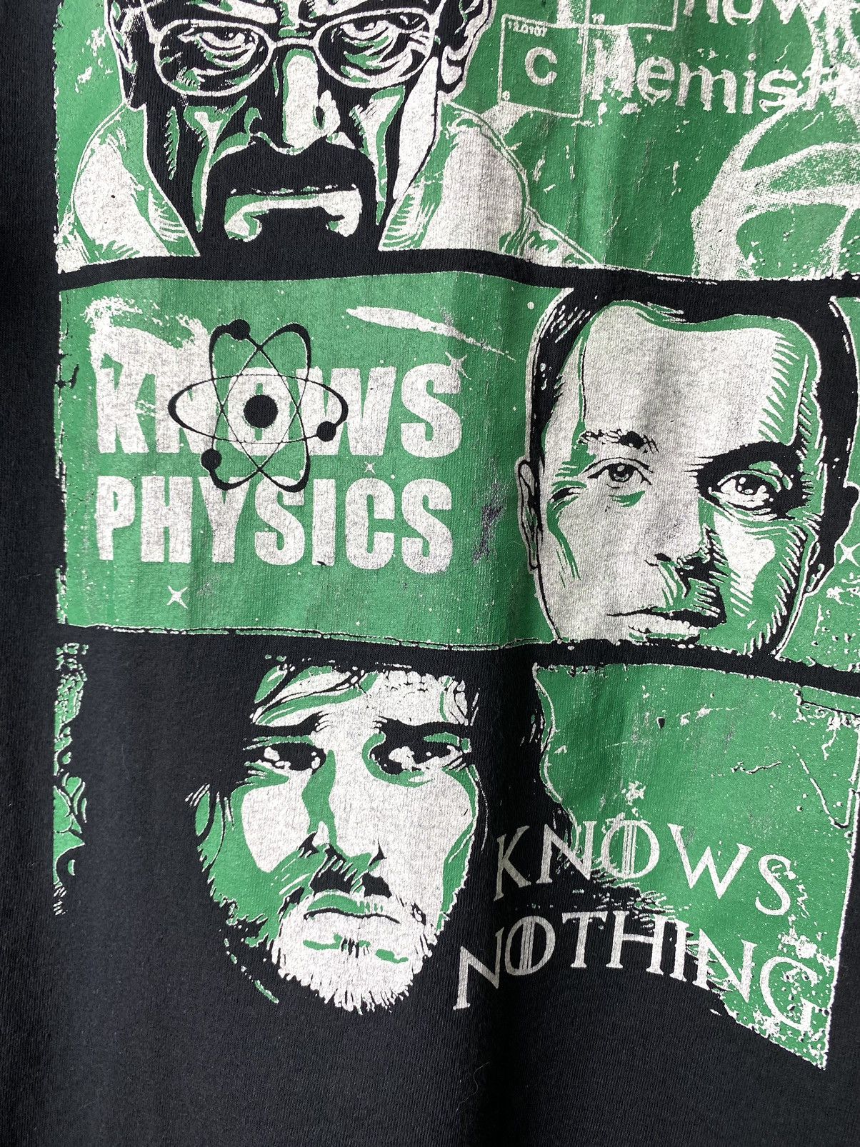 Band Tees Vintage Movie Chemistry Physics Breaking Bad T Shirt Size US L / EU 52-54 / 3 - 4 Thumbnail