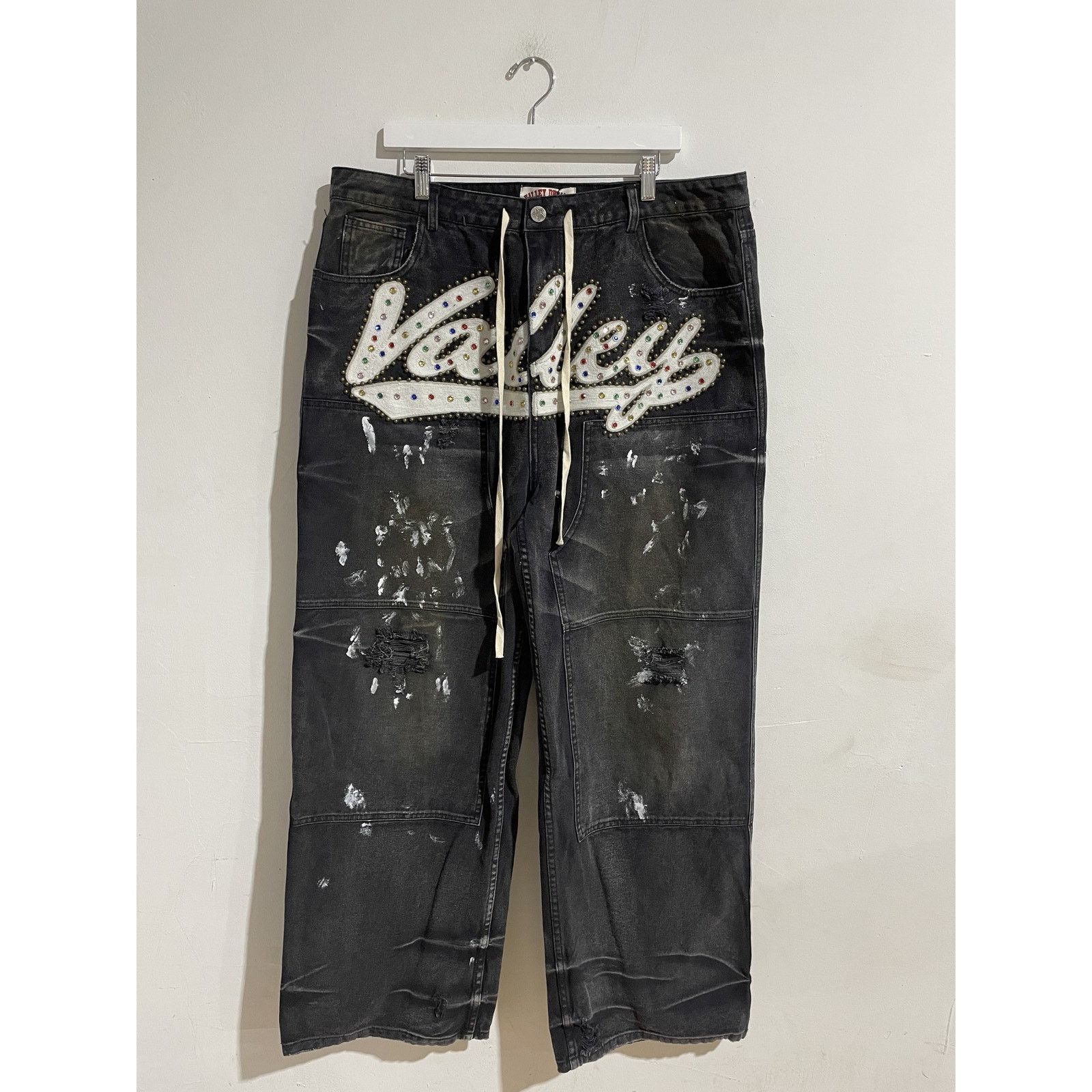 Vale VALE FOREVER FURY PAINTERS SIZE 36 NEW Size US 36 / EU 52 - 1 Thumbnail