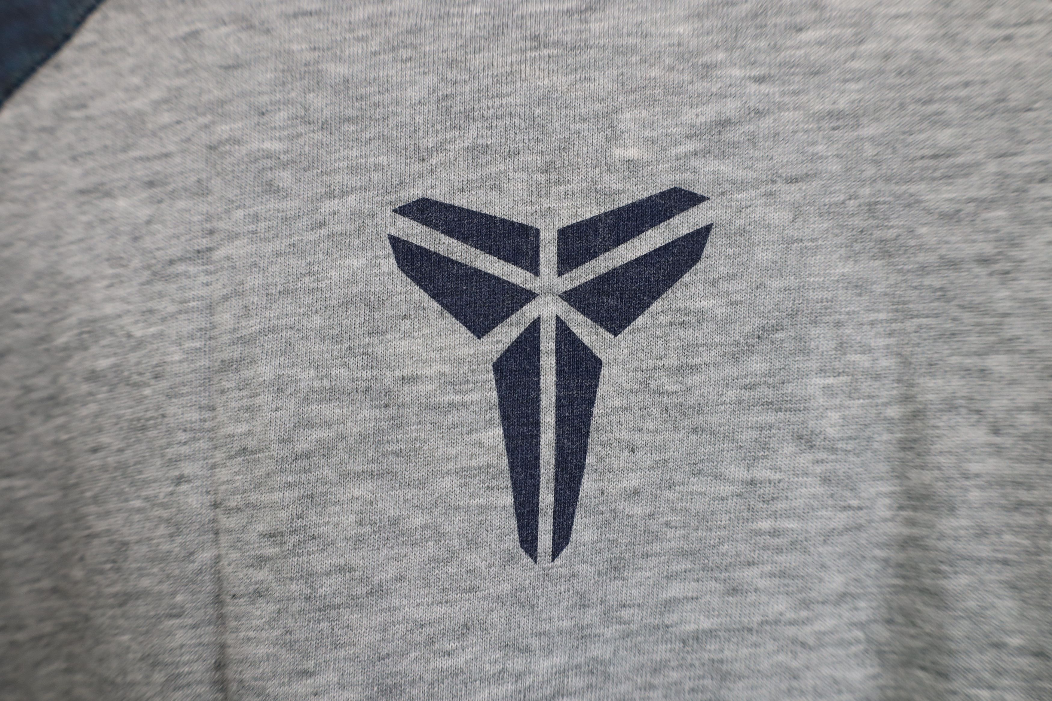 Nike Y2K Nike Kobe Bryant Mamba Snake 3/4 Sleeve Raglan T-Shirt Size US L / EU 52-54 / 3 - 9 Thumbnail