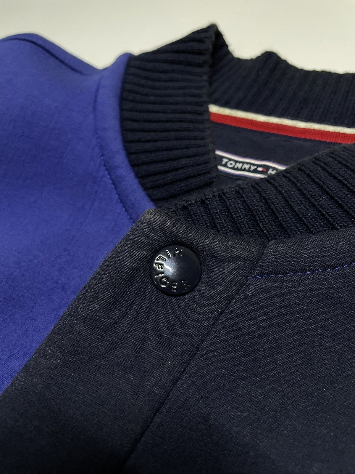 Tommy Hilfiger × Tommy Jeans × Vintage Tommy Hilfiger Varsity Scuba sample Biglogo jacket Size US M / EU 48-50 / 2 - 9 Thumbnail