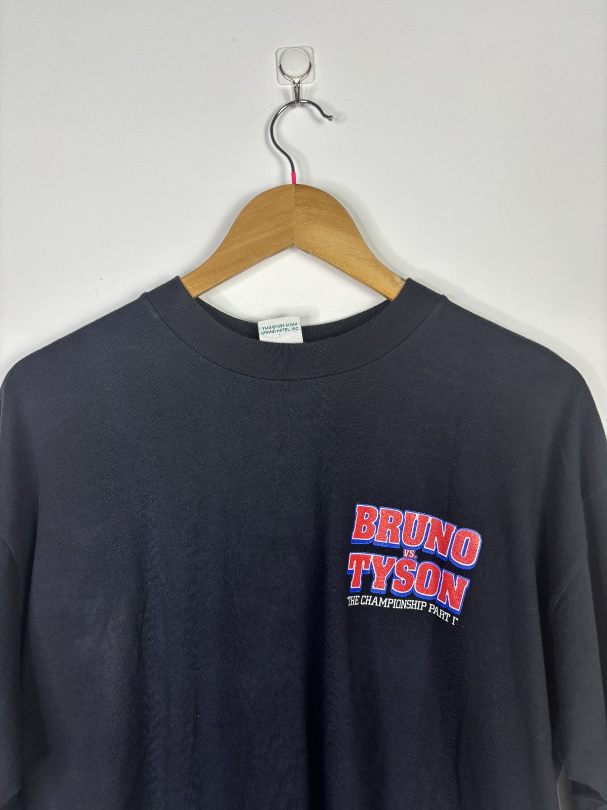 Vintage Vintage 90’s Mike tyson Size US XL / EU 56 / 4 - 5 Thumbnail