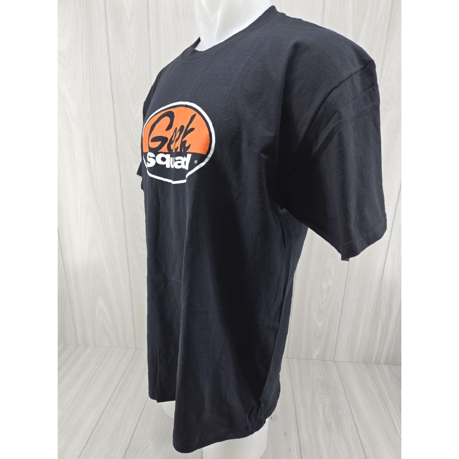 Fruit Of The Loom VINTAGE Fruit of the Loom Geek Squad T Shirt Logo Graphic Mens XL Black Shirt Men's Graphic Tee Classic Nerd Computer Logo Size US XL / EU 56 / 4 - 4 Thumbnail