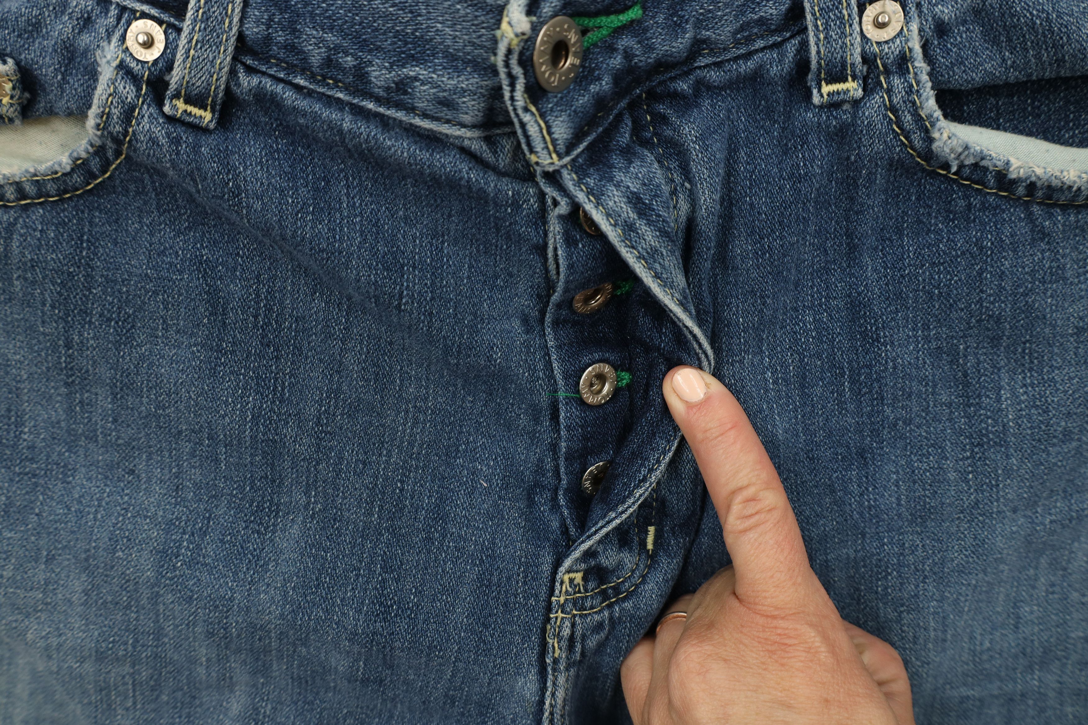 Tommy Hilfiger × Vintage Vintage Y2K 2000 Tommy Hilfiger Fit Button Fly Denim Shorts Size US 34 / EU 50 - 9 Thumbnail