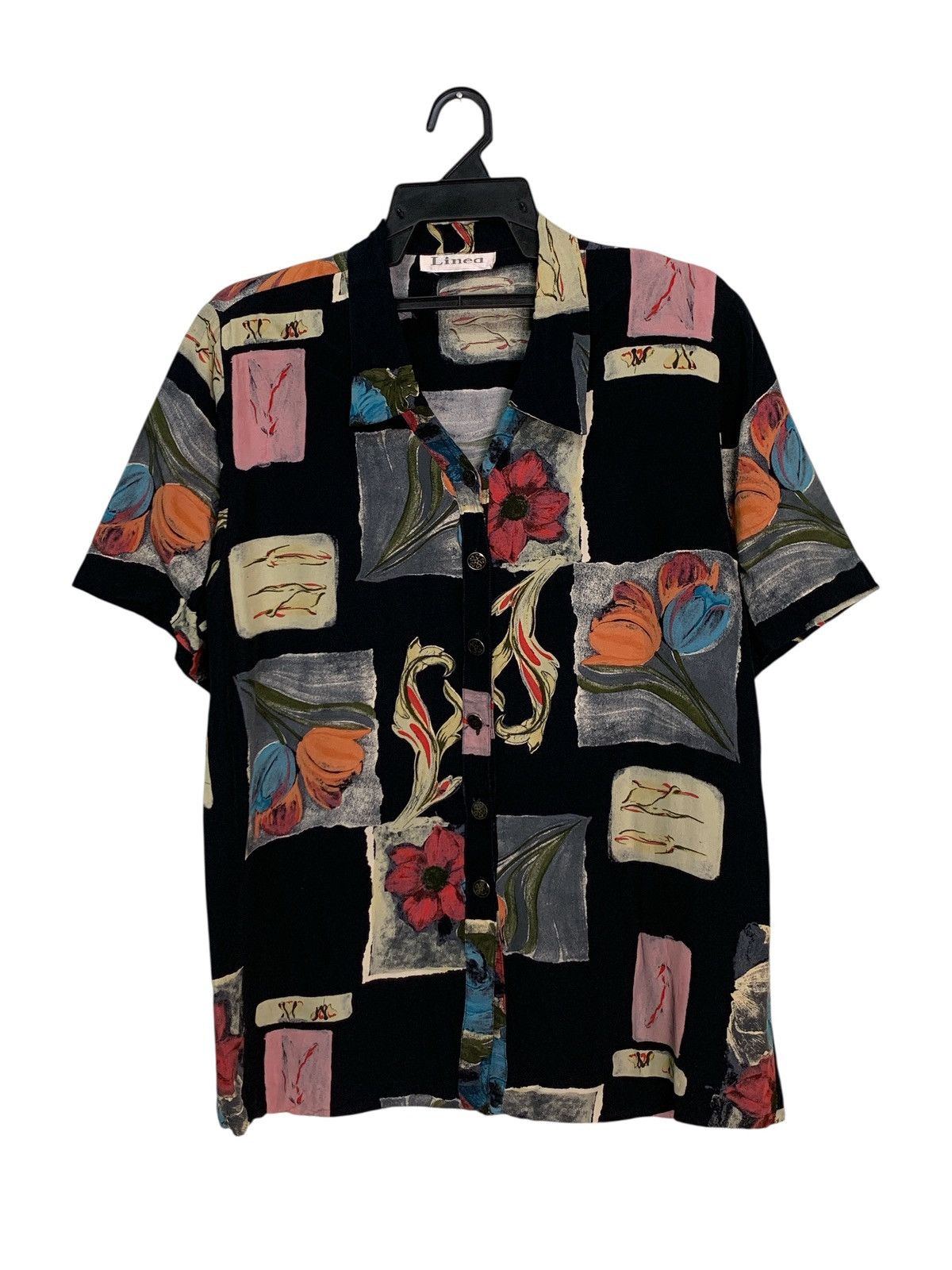 Linea Rare Design Vintage Linea Short-Sleeve Button-Up Blouse Size M / US 6-8 / IT 42-44 - 1 Thumbnail