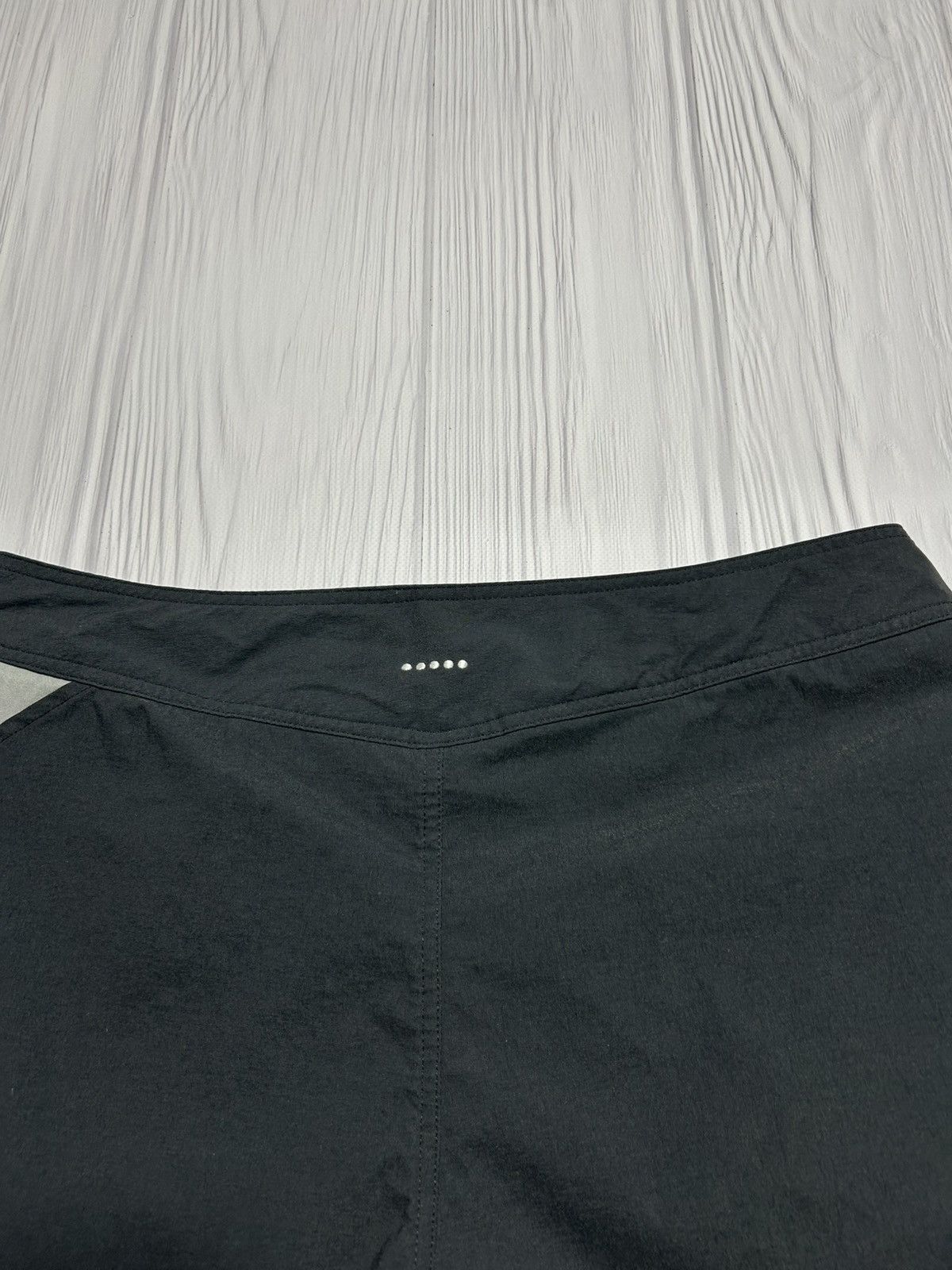 Nike × Vintage Rare Vintage 90’s Nike VB Cargo Shorts Size 34 Size US 34 / EU 50 - 9 Thumbnail
