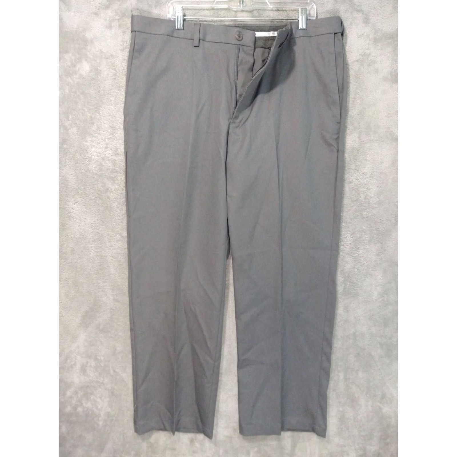 Haggar Haggar Pants Mens 38x29 Gray Cool 18 Pro Performance Classic Fit Stretch - 38 Inseam Flat Front Khakis Dressy Casual Business Formal Size US 38 / EU 54 - 2 Thumbnail