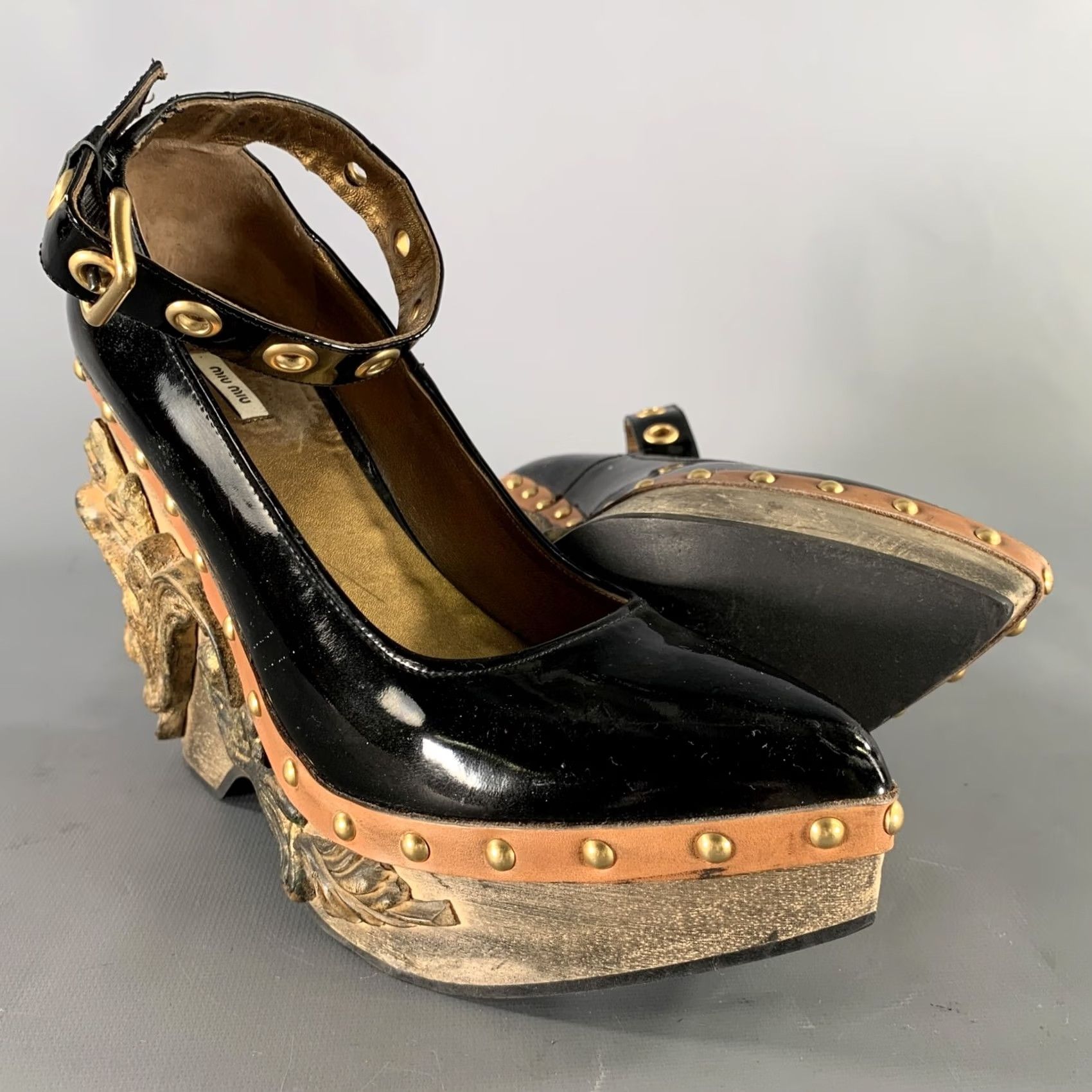 Miu Miu MIU MIU Fall 06 Size 8 Black Gold Patent Leather Platform Pumps Women Adult 8 Black Gold Platform Pumps Size US 8 / IT 38 - 5 Thumbnail