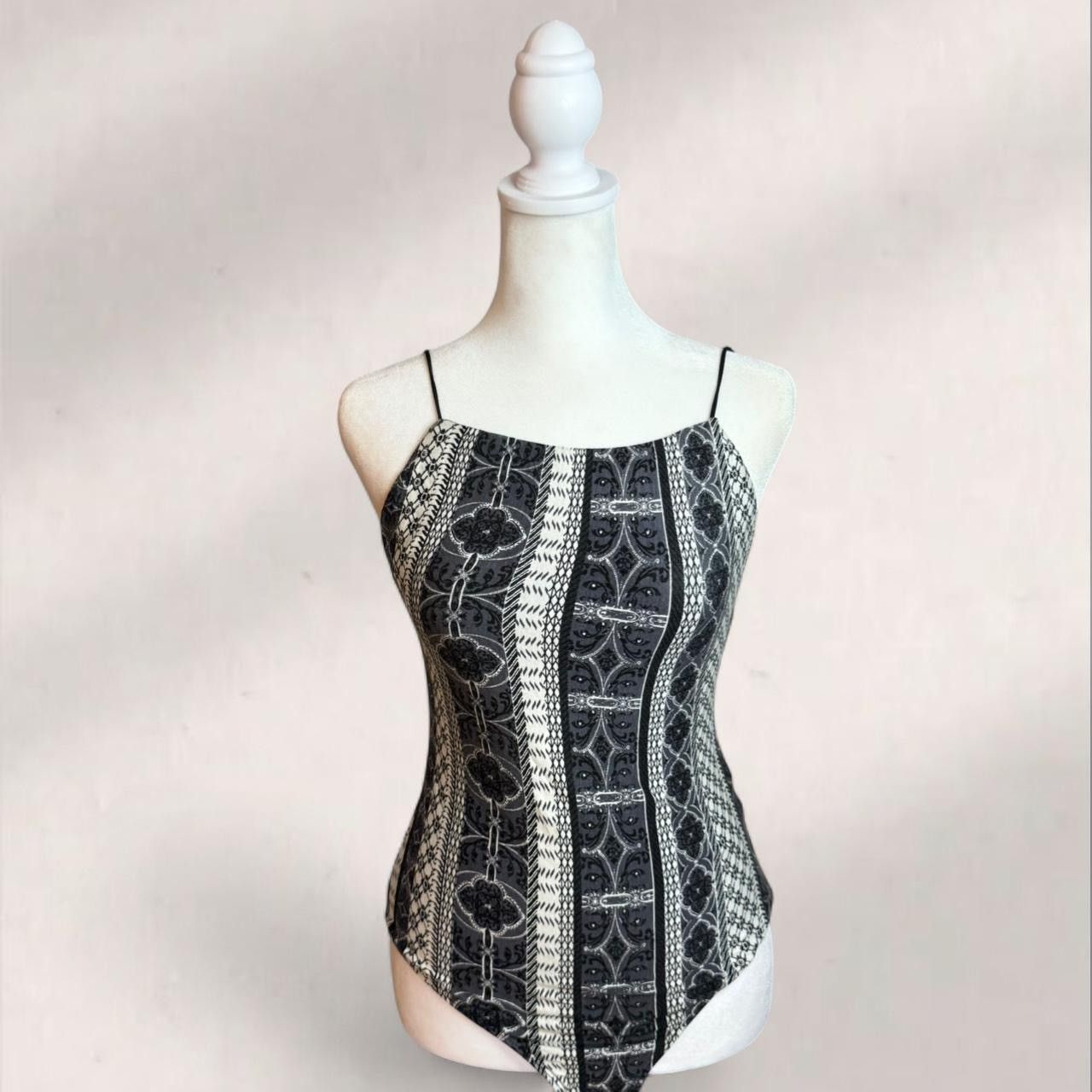 Other Black & white patterned bodysuit. Size: M Size M / US 6-8 / IT 42-44 - 1 Thumbnail