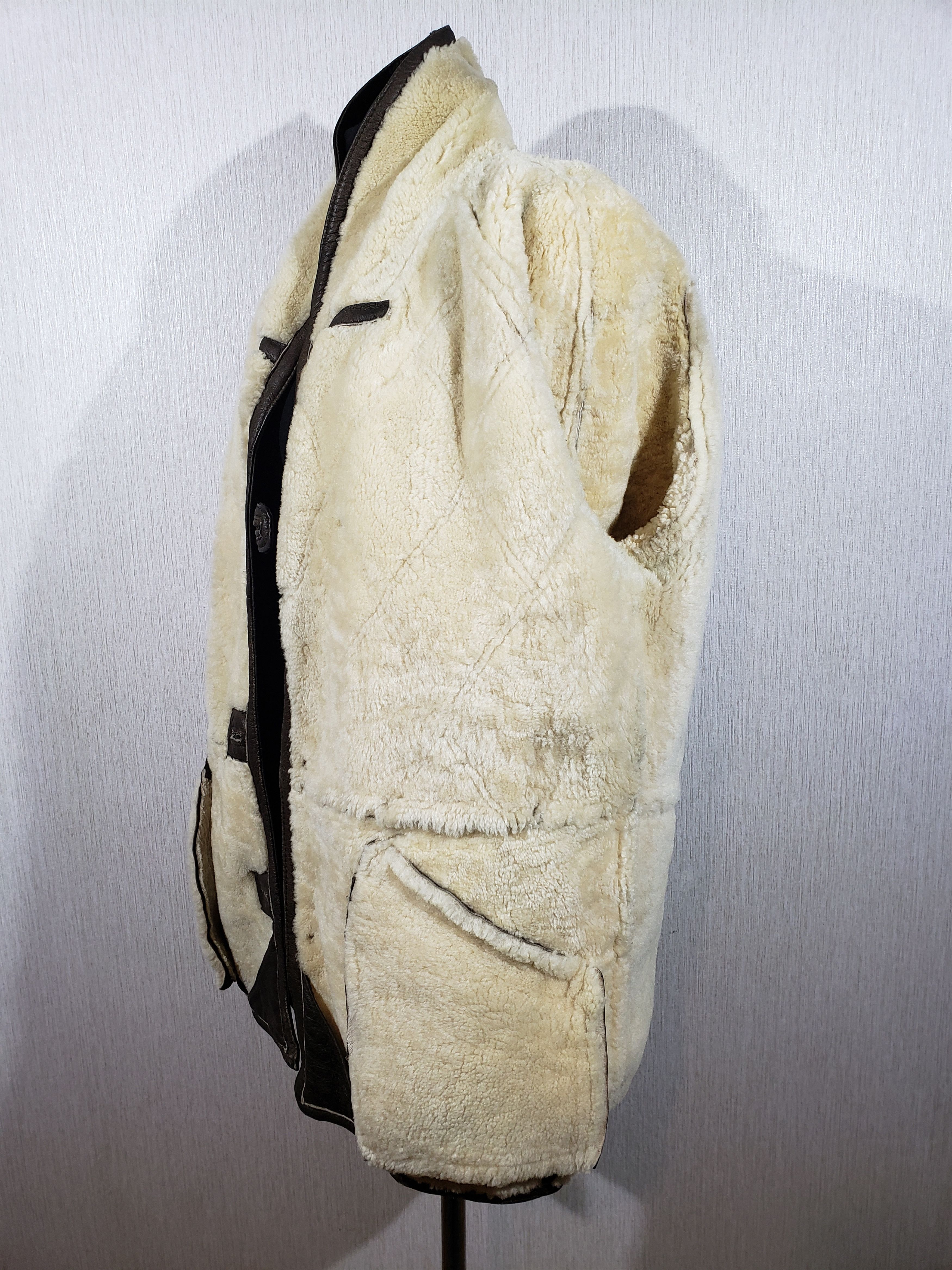 Other Brown men's sheepskin coat with buttons. Size US L / EU 52-54 / 3 - 9 Thumbnail