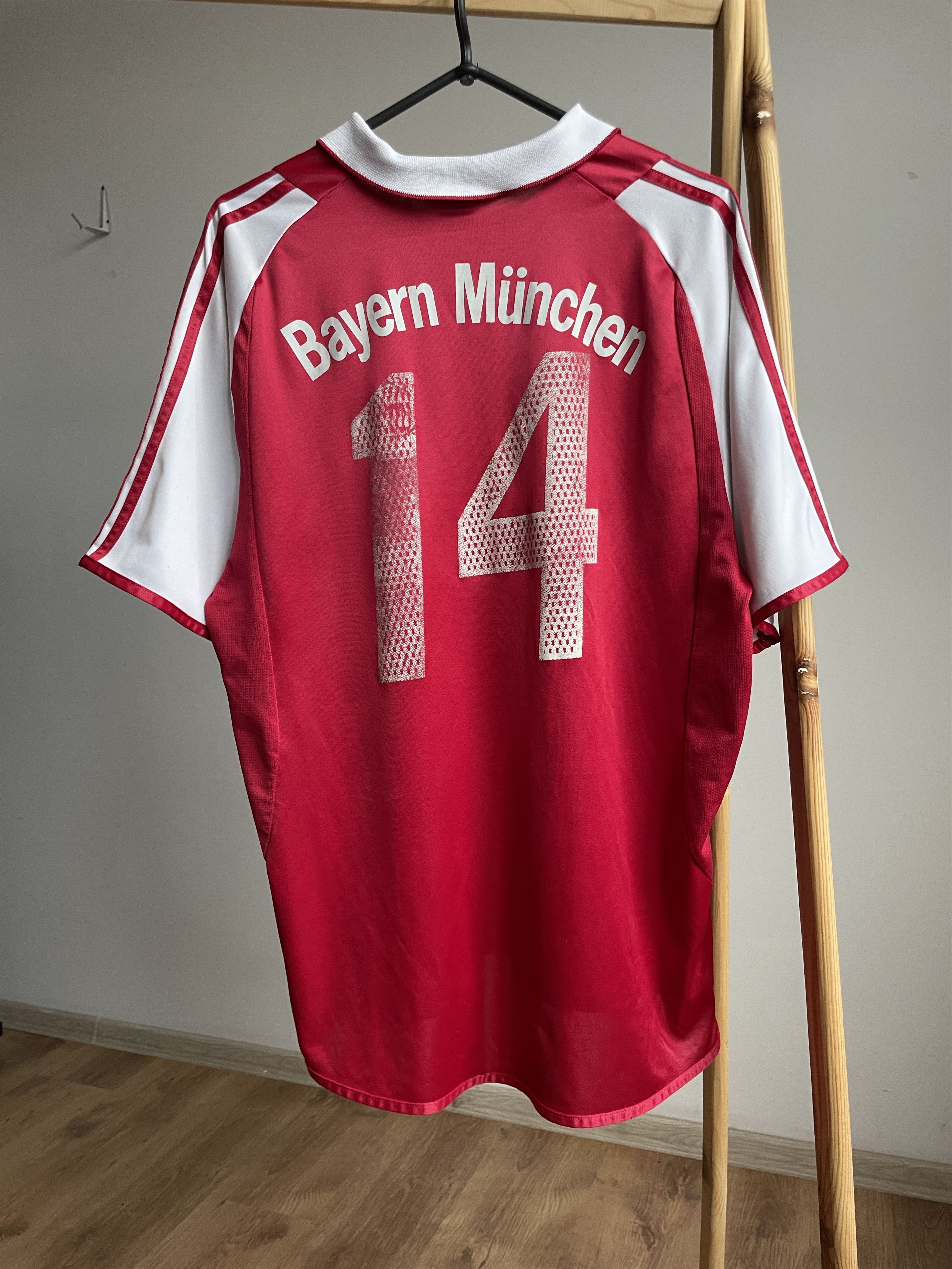 Adidas F.C. Bayern Munich 2003-04 Home Jersey Size L Size US L / EU 52-54 / 3 - 2 Thumbnail