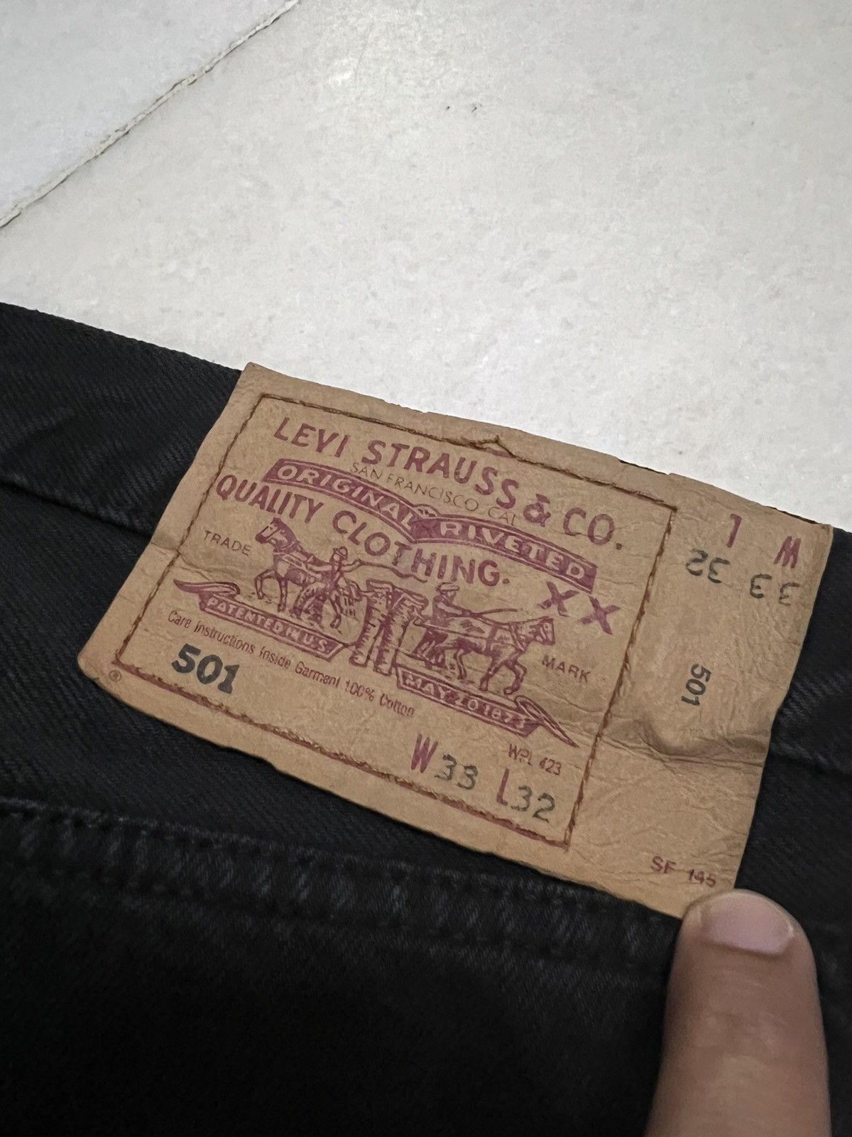 Levi's 💥Insane 90’s Levis 501 Distressed Black Jeans Size US 30 / EU 46 - 25 Thumbnail