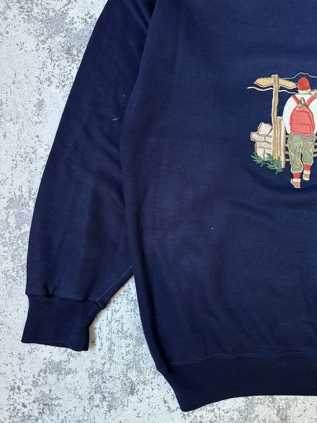 Designer Vintage Acorn Embroidered Crewneck Size US M / EU 48-50 / 2 - 2 Thumbnail