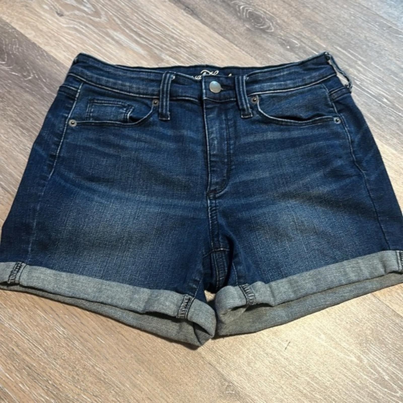 Abercrombie & Fitch Abercrombie & Fitch Simone High Rise Jean Short 29/8 stretch Size 30" / US 8 / IT 44 - 1 Thumbnail