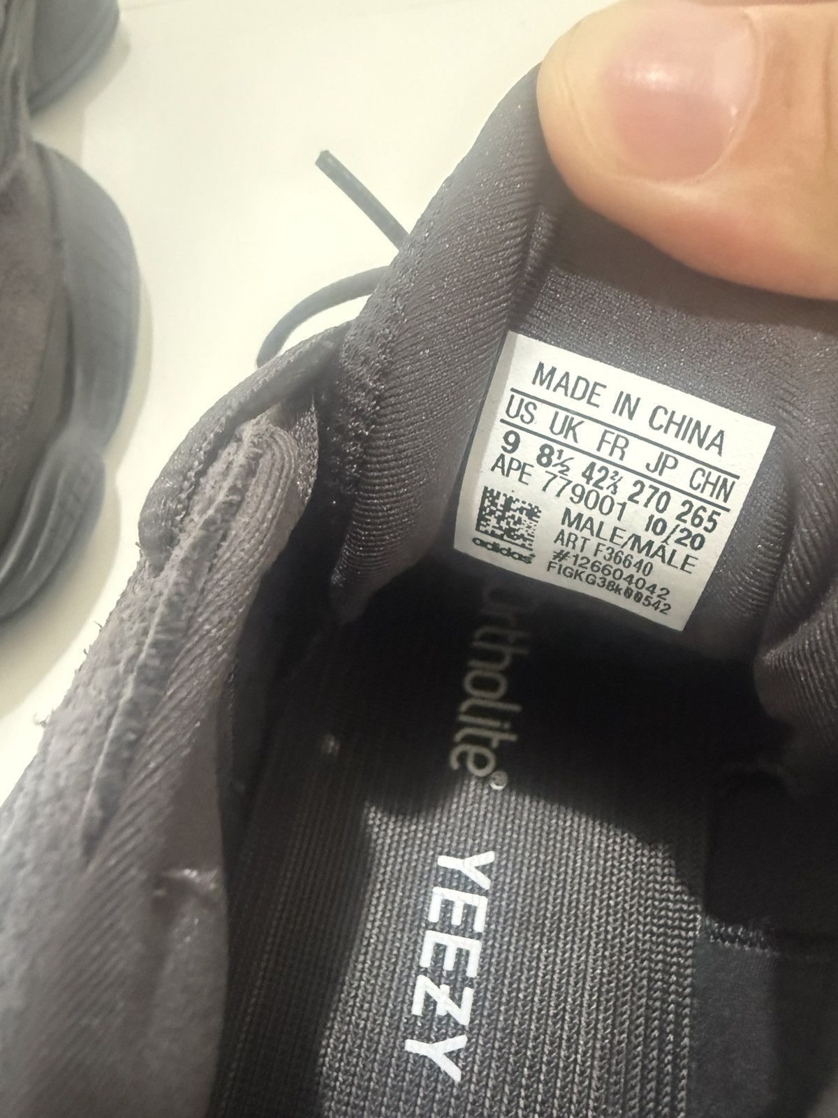 Yeezy Yeezy 500 Utility Black (2023) Size US 9 / EU 42 - 8 Thumbnail