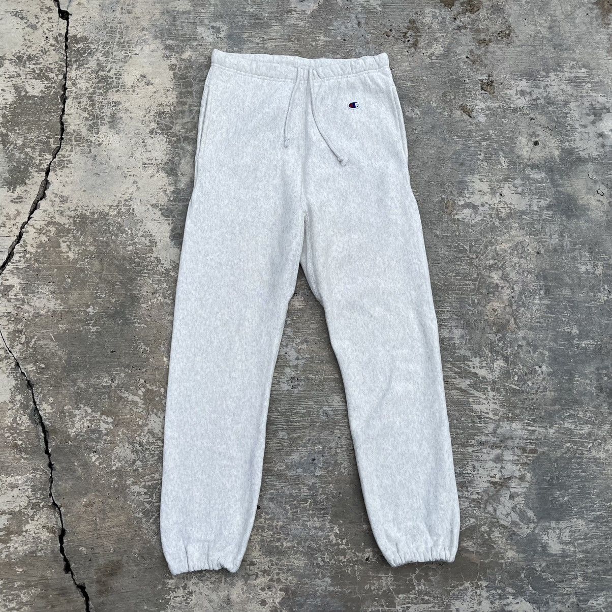 Champion Vintage Champion Reverse Weave Sweatpants Joggers Size US 27 - 1 Thumbnail