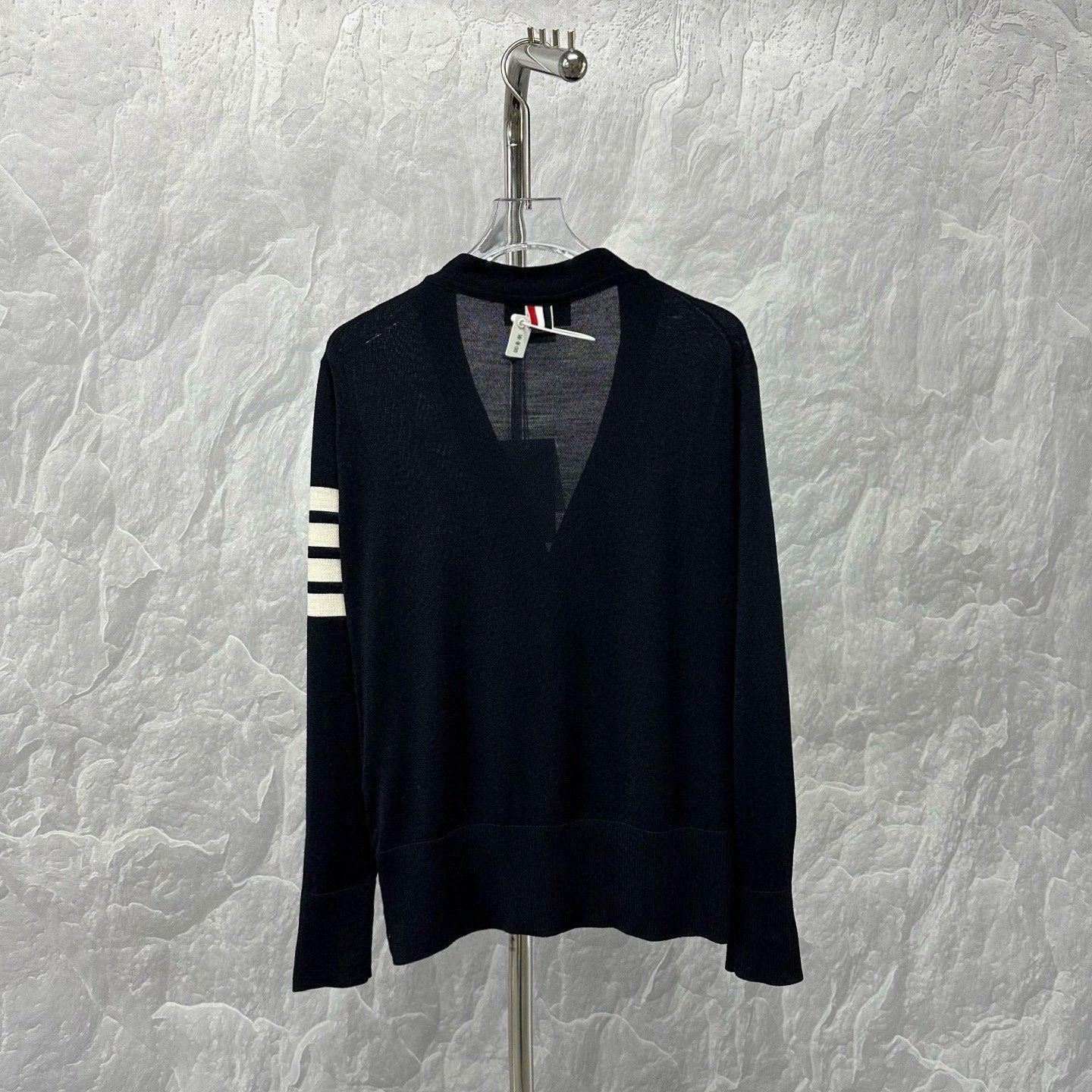 Thom Browne Thom Browne Striped V-Neck Wool Cardigan Size US XXS / EU 40 - 5 Thumbnail