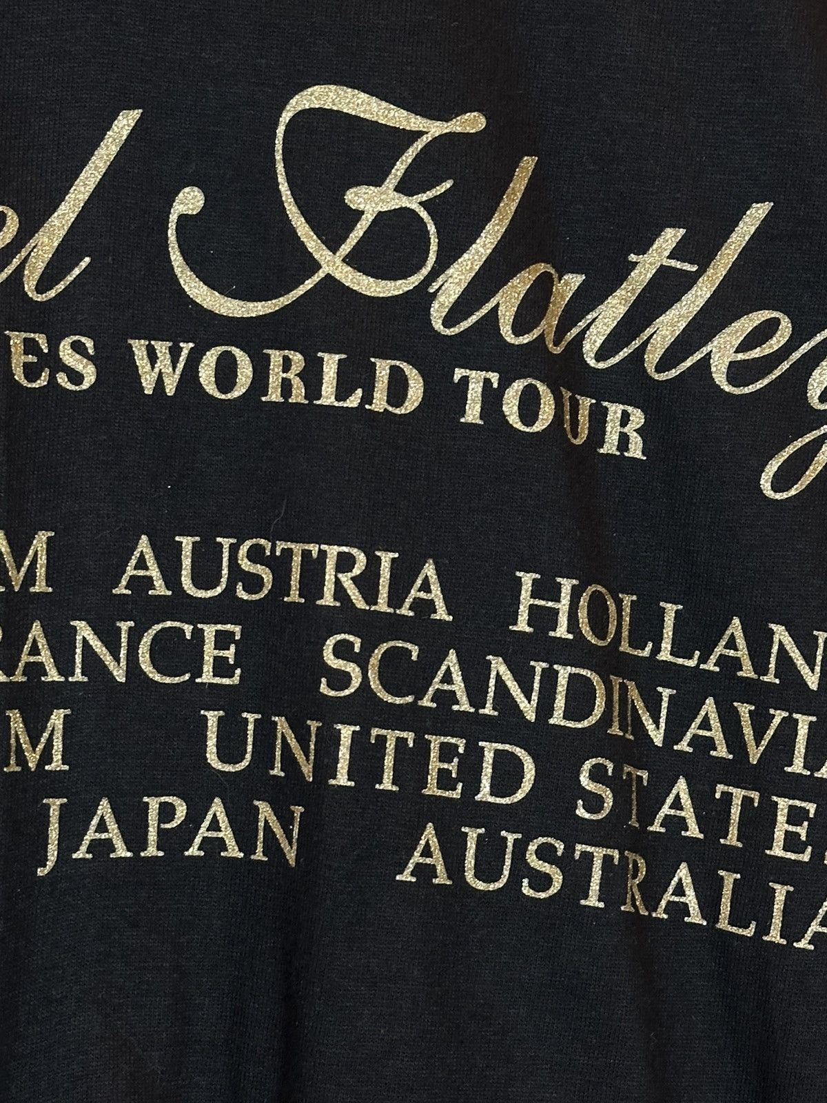 Vintage RARE Vintage Michael Flatley Feet Of Flames World Tour Shirt Size US L / EU 52-54 / 3 - 6 Thumbnail
