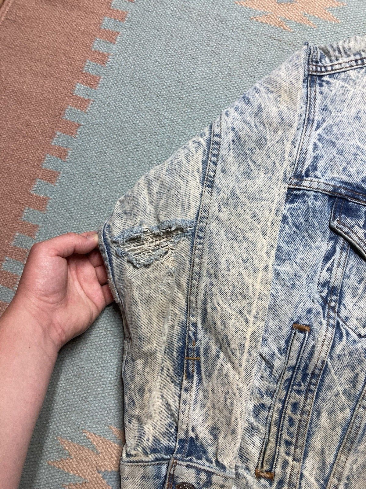 Levi's × Vintage 70s Levi’s denim jacket 70507 0219 acid wash distress small Size US S / EU 44-46 / 1 - 4 Thumbnail