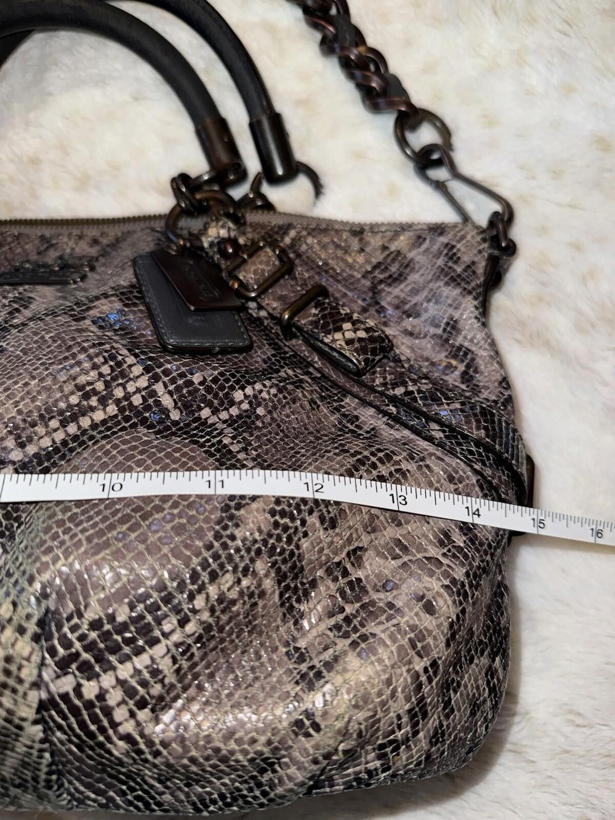 Coach Coach Snakeskin Hand Bag Purse Tote Satchel Soft Leather Size ONE SIZE - 11 Thumbnail