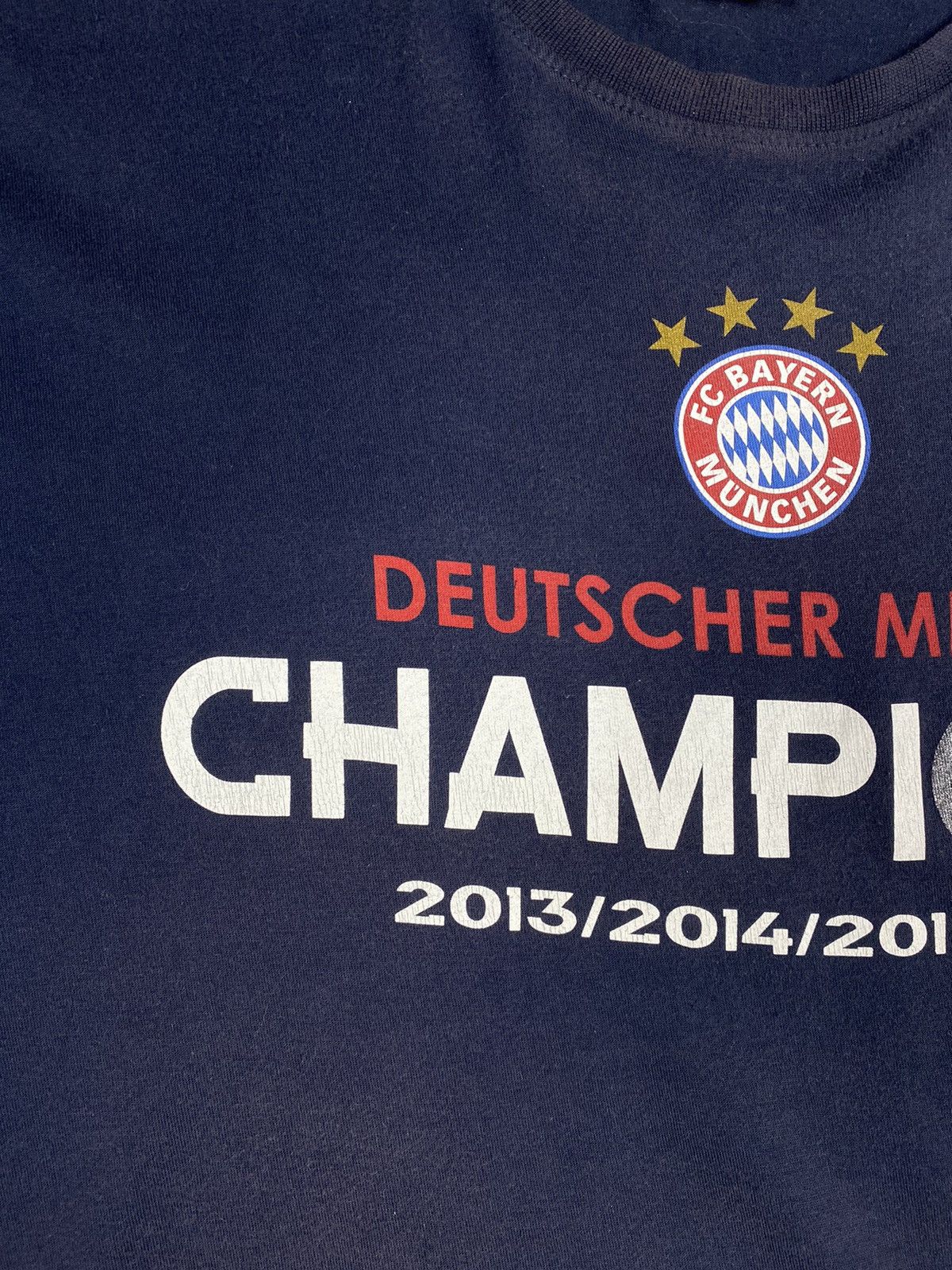 Vintage Vintage FC Bayern Munchen Deutcher Meister Champions League Size US XL / EU 56 / 4 - 6 Thumbnail