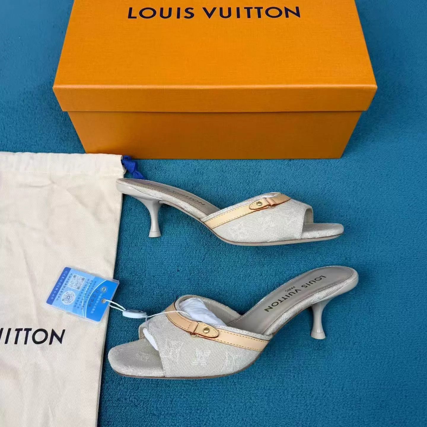 Louis Vuitton LV 6AM Leather Open Toe High Heel Slide Gray EU37 Size US 6.5 / IT 36.5 - 2 Thumbnail