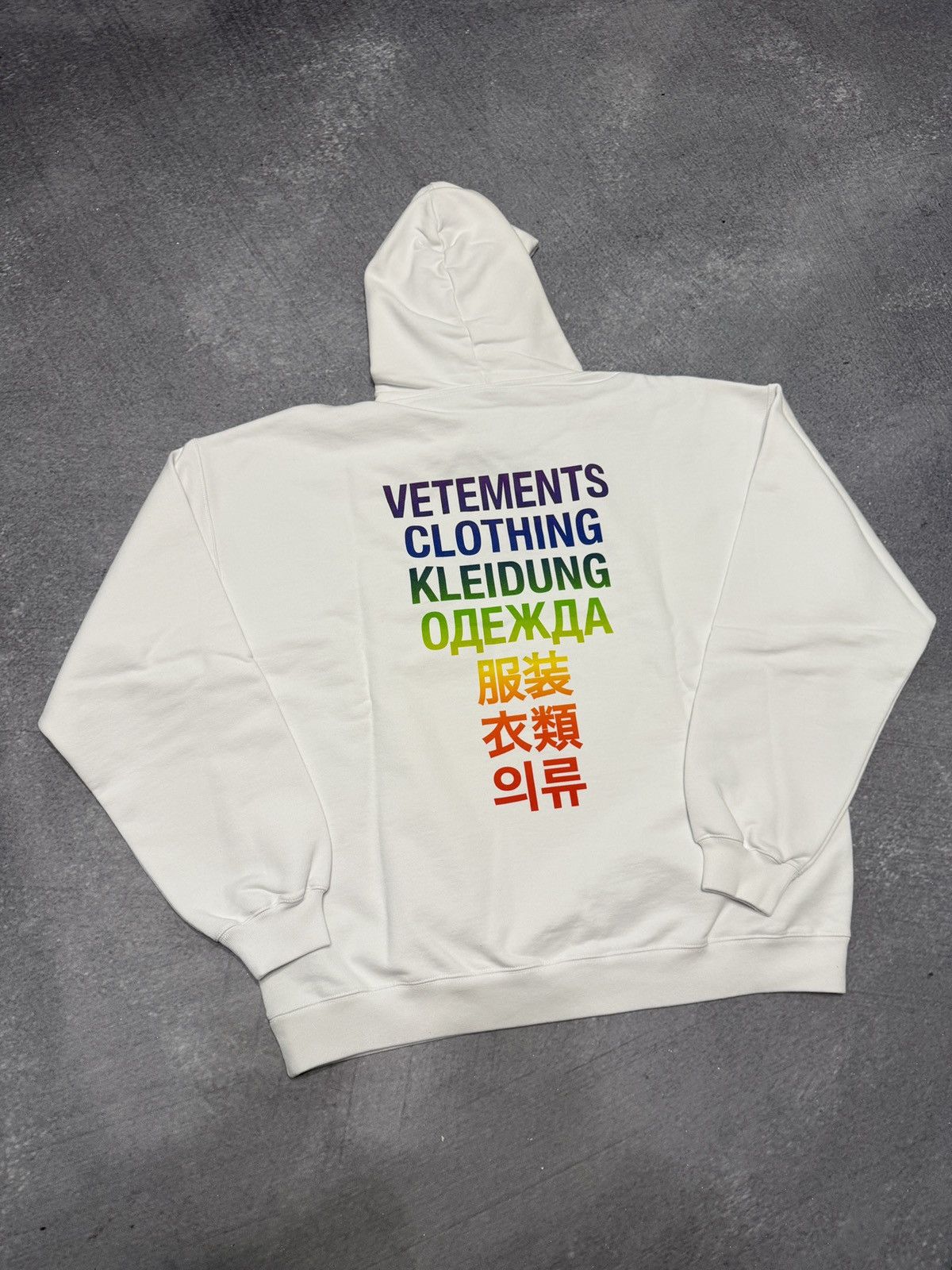 Vetements Vetements Translation Hoodie Rainbow White Size US S / EU 44-46 / 1 - 12 Thumbnail