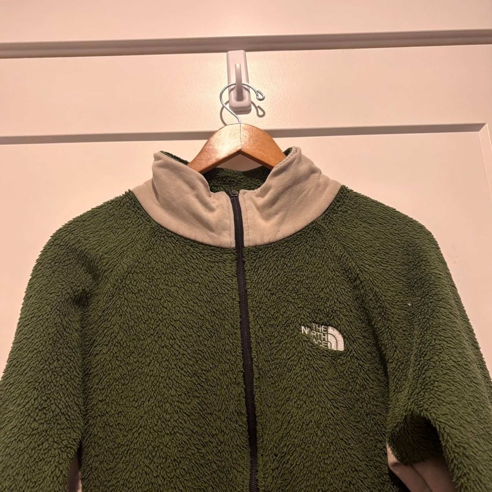 The North Face The North Face Osito Fleece Jacket XL Women Green Tan Full Zip High Pile Soft Size XL / US 12-14 / IT 48-50 - 2 Thumbnail