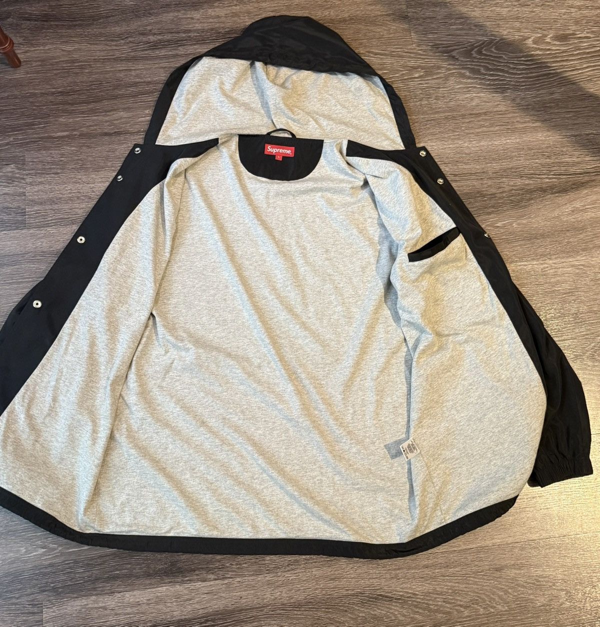 Supreme Supreme Vertical Logo Hooded Coaches Jacket SS 17 Size US L / EU 52-54 / 3 - 5 Thumbnail