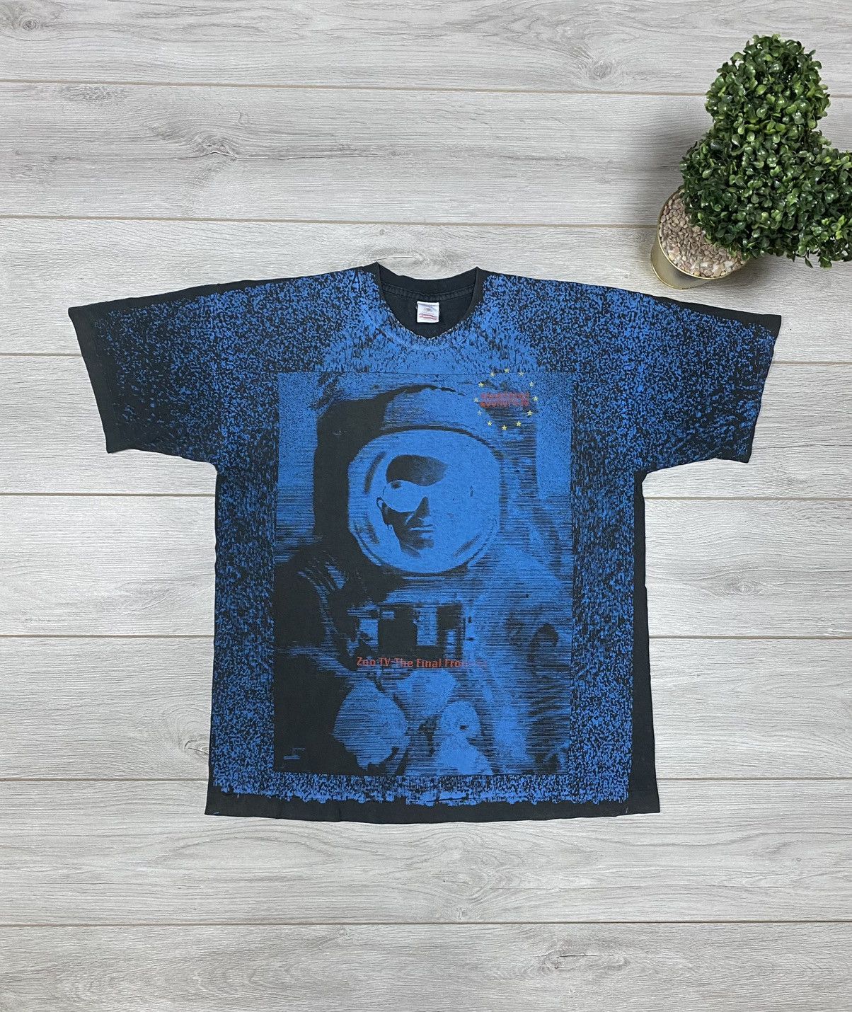 Band Tees U2 1993 zooropa RARE over print vintage tour t-shirt Size US XL / EU 56 / 4 - 3 Thumbnail