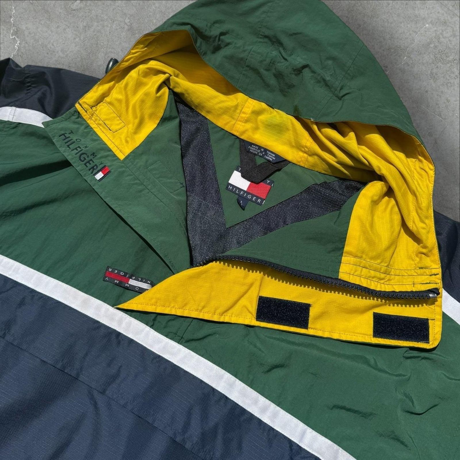Tommy Hilfiger Vintage tommy hilfiger sailing Size US XL / EU 56 / 4 - 5 Thumbnail