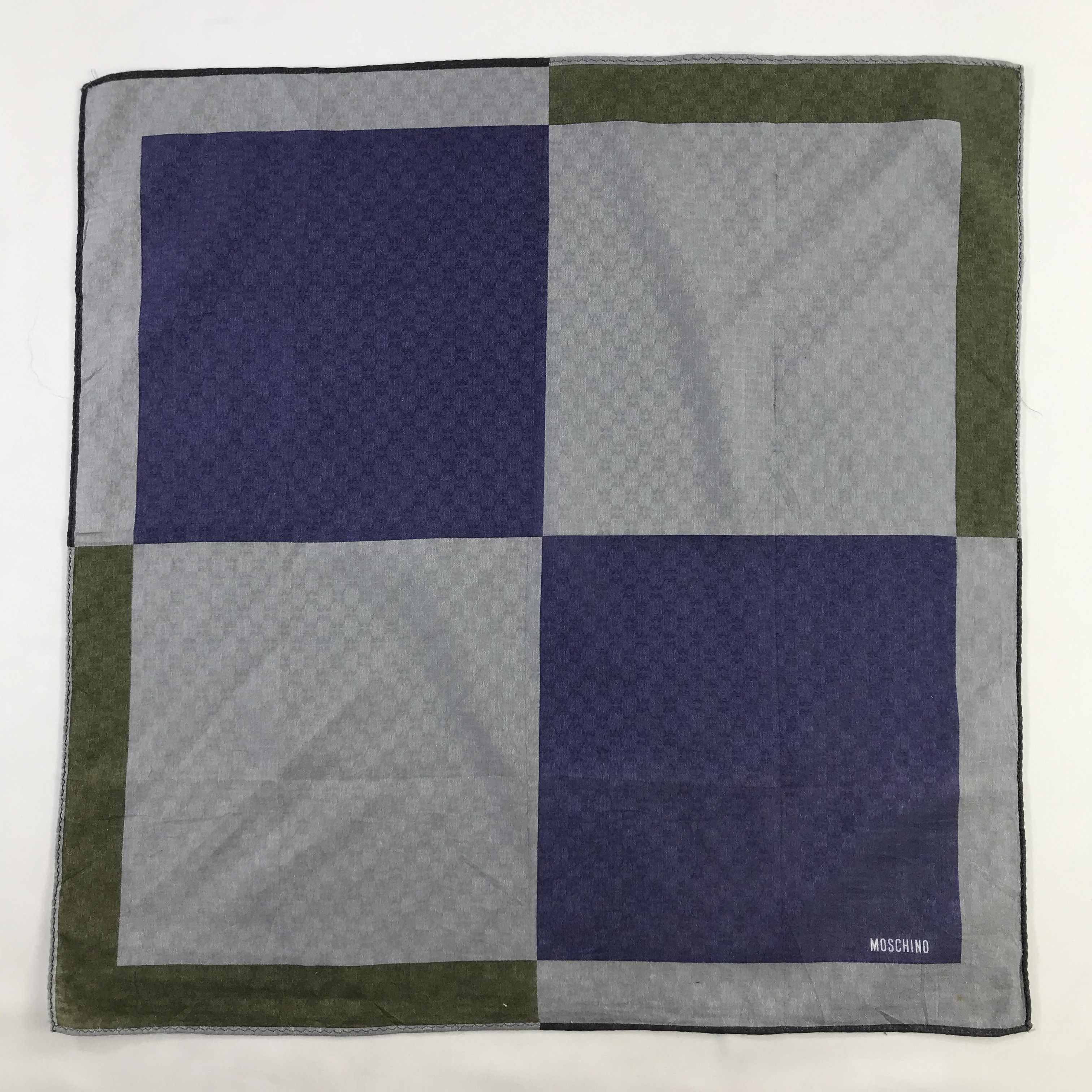 Vintage Vintage Moschino Bandana / Handkerchief / Neckerchief -S1030 Size ONE SIZE - 1 Thumbnail