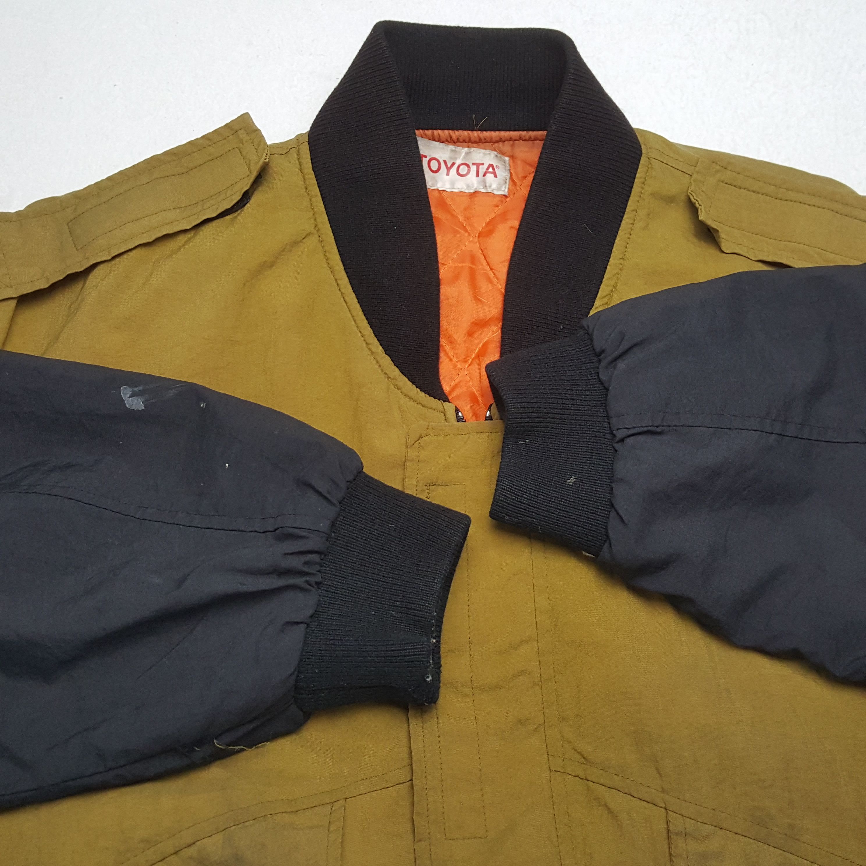 Japanese Brand × Vintage Vintage TOYOTA Japanese Racing Team Jacket Size US L / EU 52-54 / 3 - 9 Thumbnail