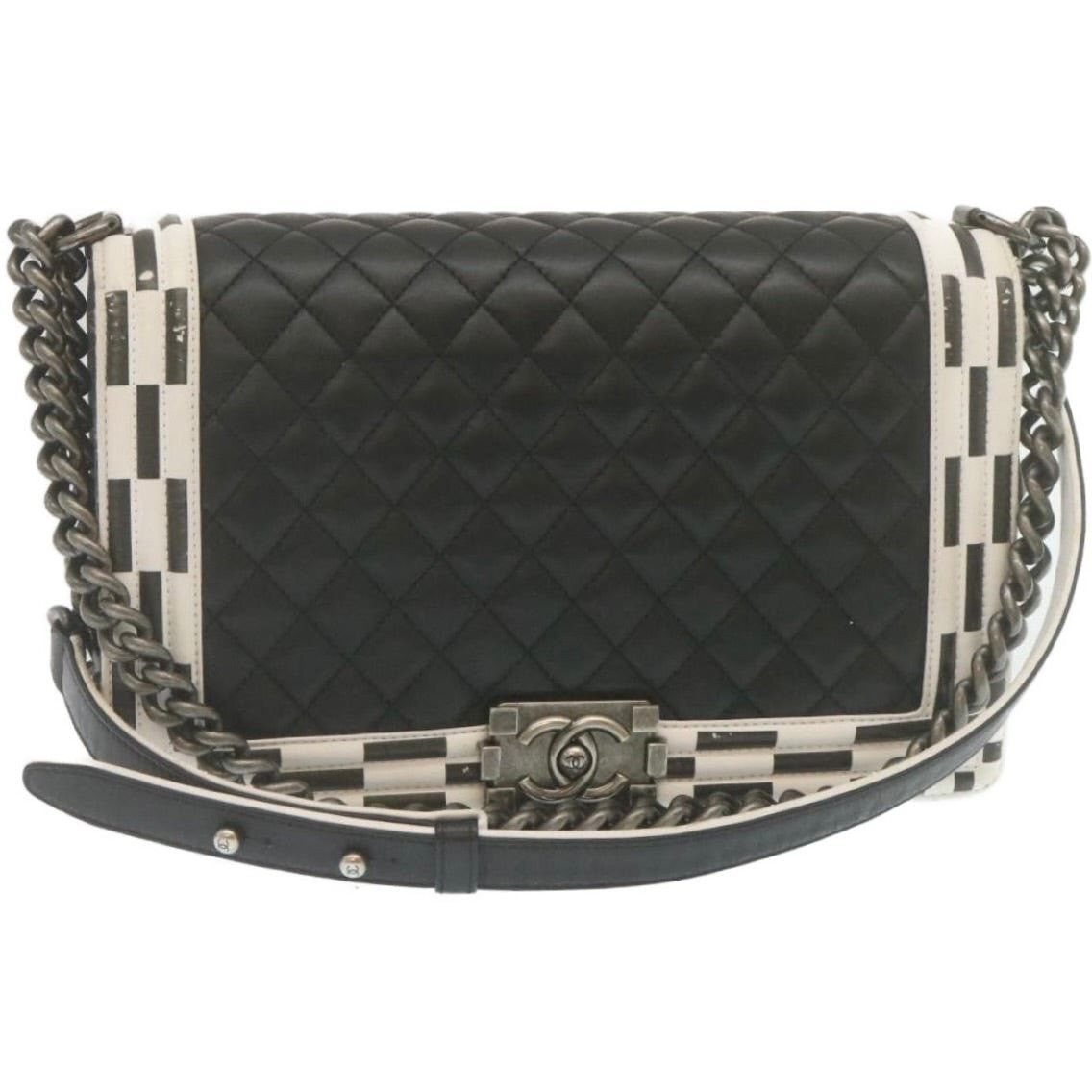 Chanel Chanel Matelasse Boy CHANEL Chain Shoulder Bag Size ONE SIZE - 1 Thumbnail