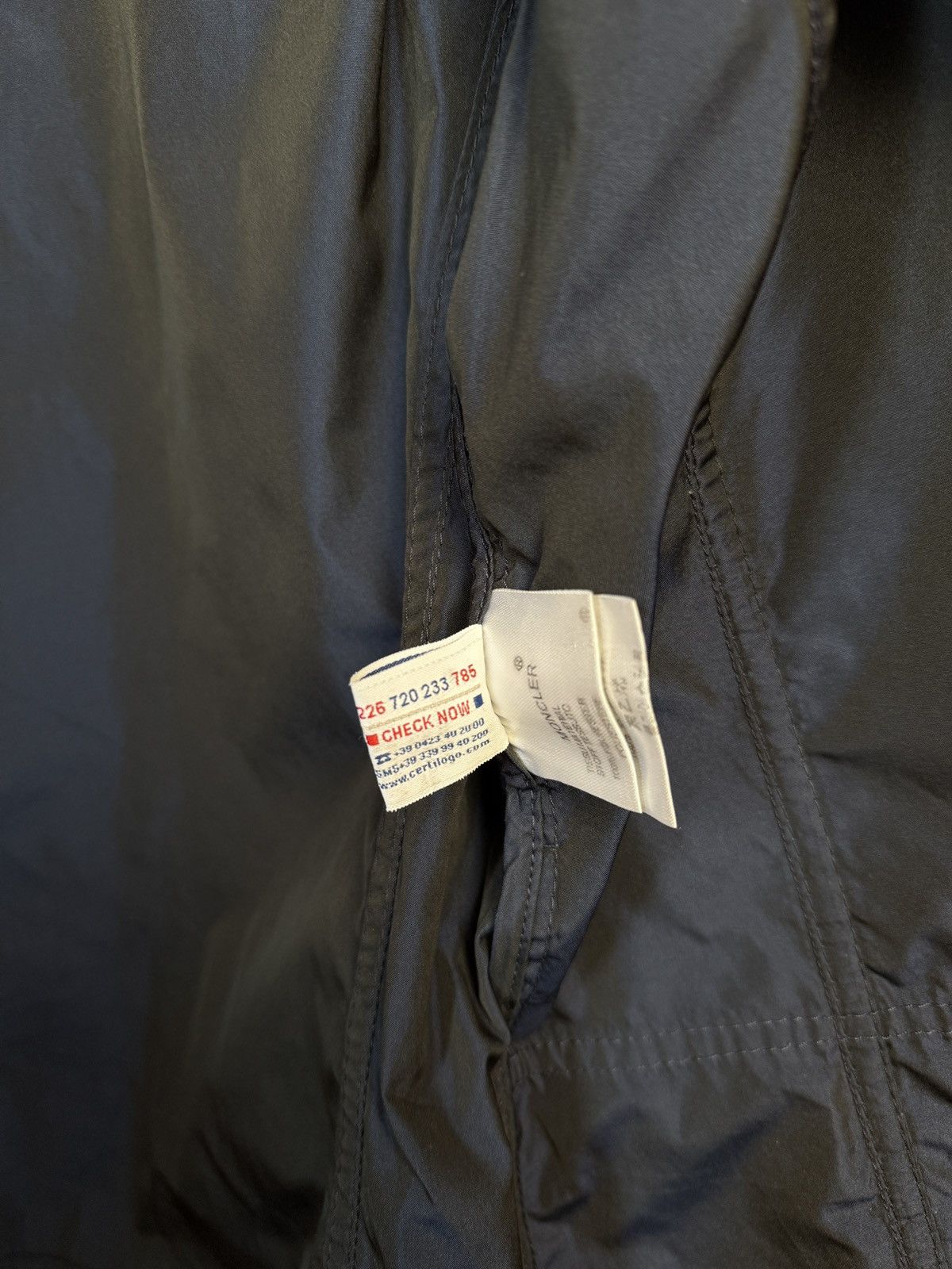 Moncler VINTAGE MONCLER NYLON JACKET Size M / US 6-8 / IT 42-44 - 16 Thumbnail