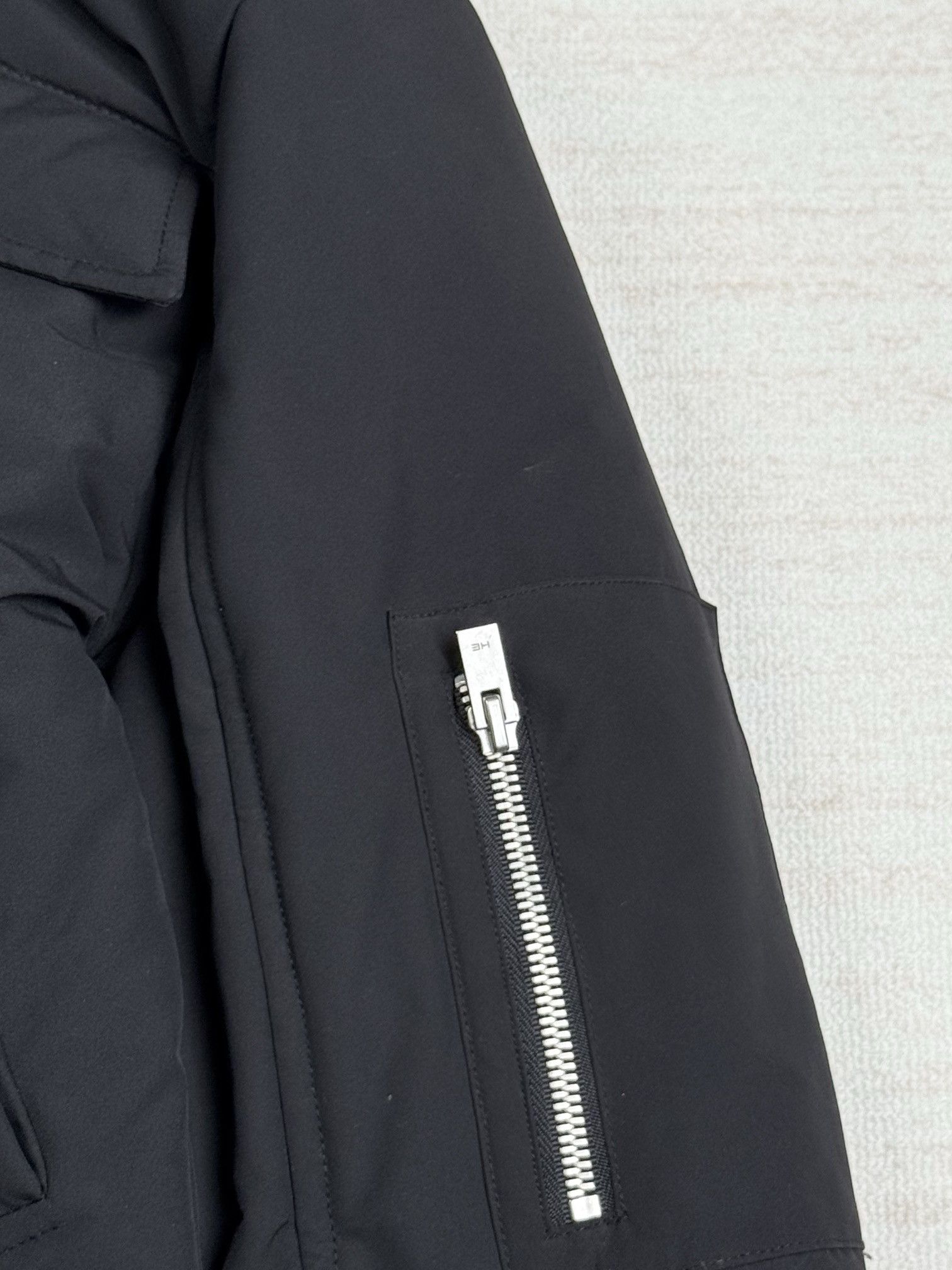Heliot Emil cropped puffer with hood Size S / US 4 / IT 40 - 6 Thumbnail