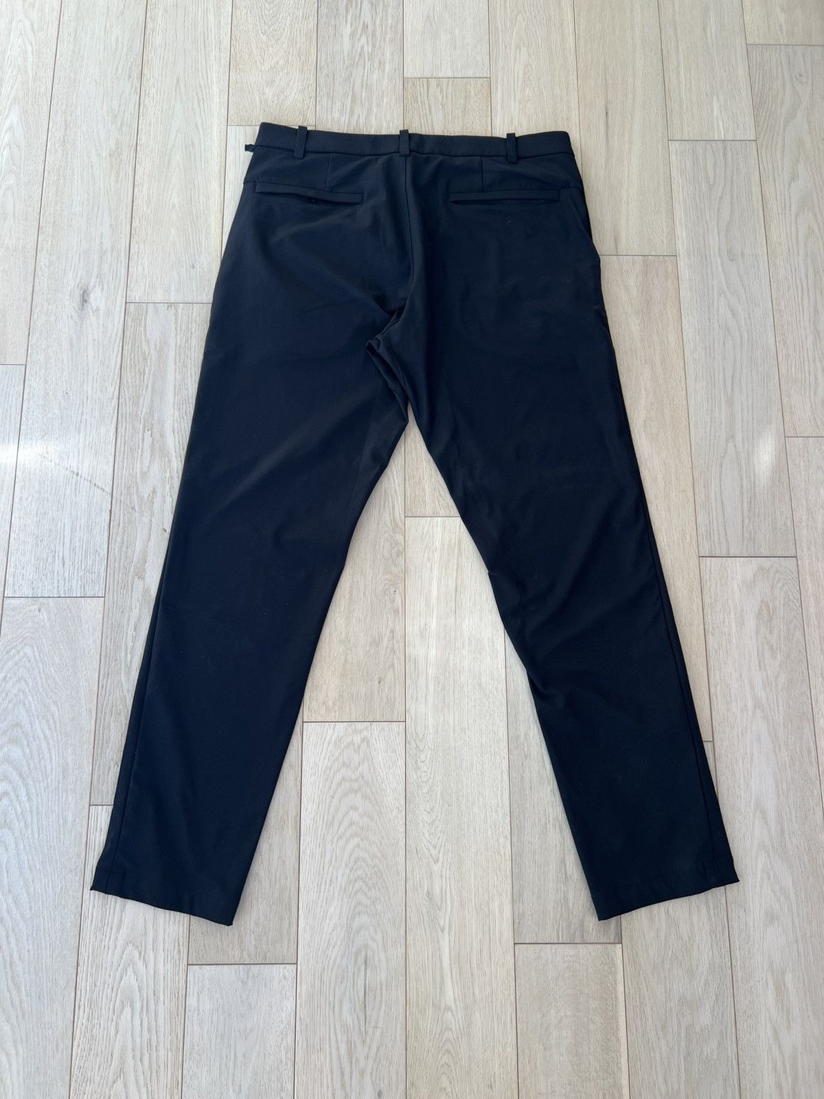 Lululemon Lululemon ABC Pants (33W - Black) Size US 33 - 2 Thumbnail