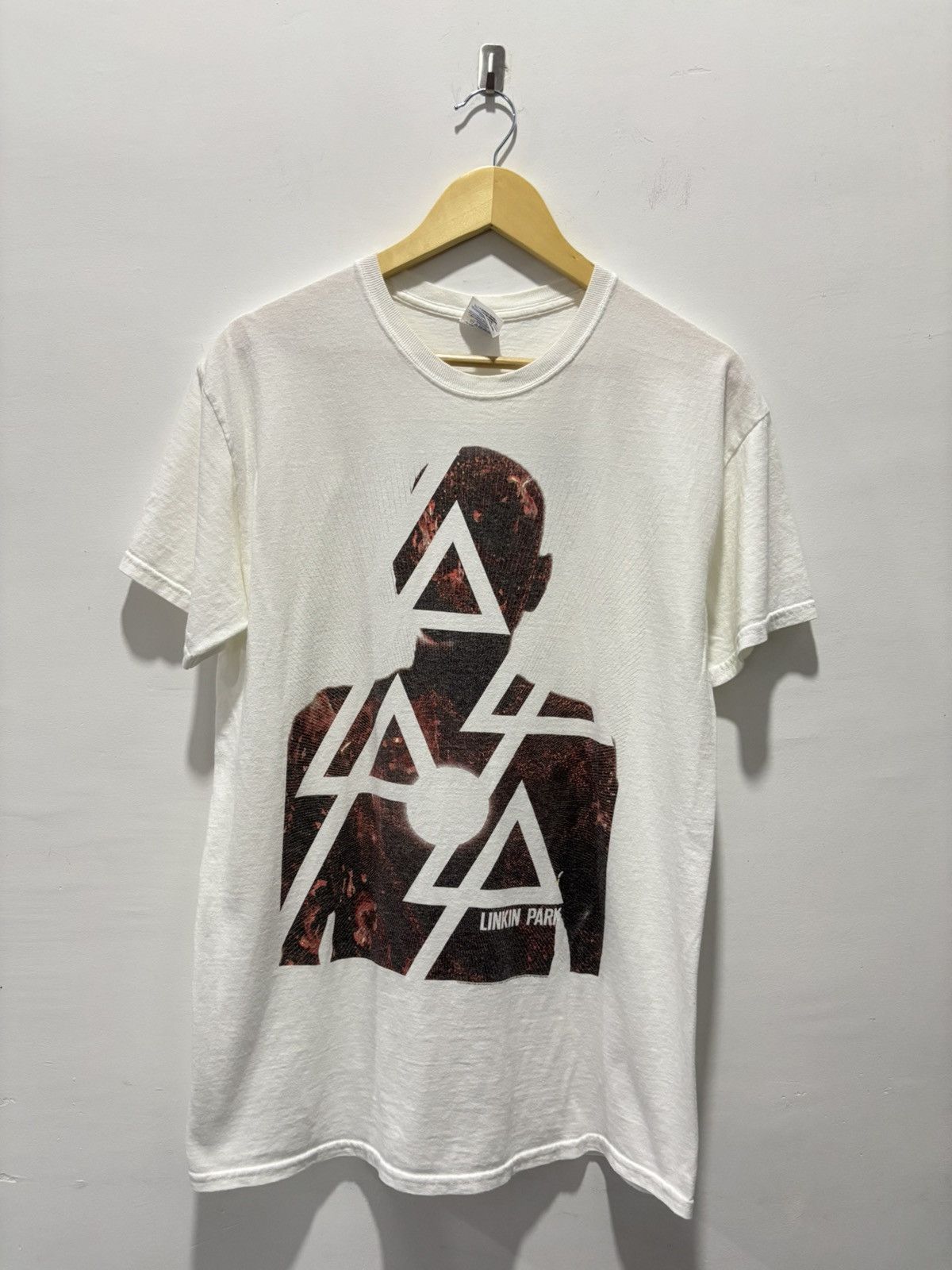 Band Tees Linkin Park Tour 2013 Tshirt Size US M / EU 48-50 / 2 - 1 Thumbnail