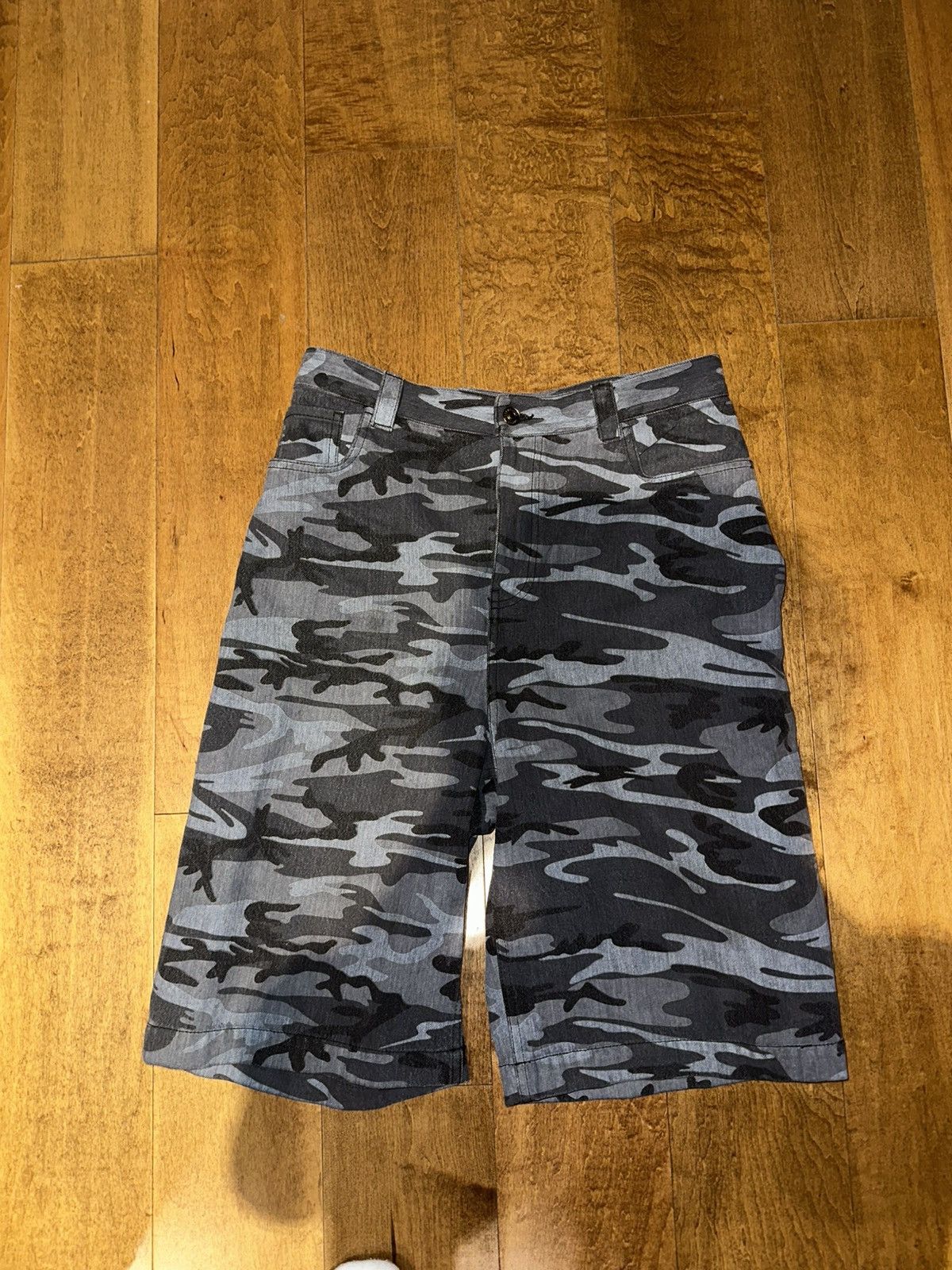 balanciaga似　camo baggy shorts カモショーツ Balenciaga Camouflage Cargo Baggy Shorts – FyouGrails