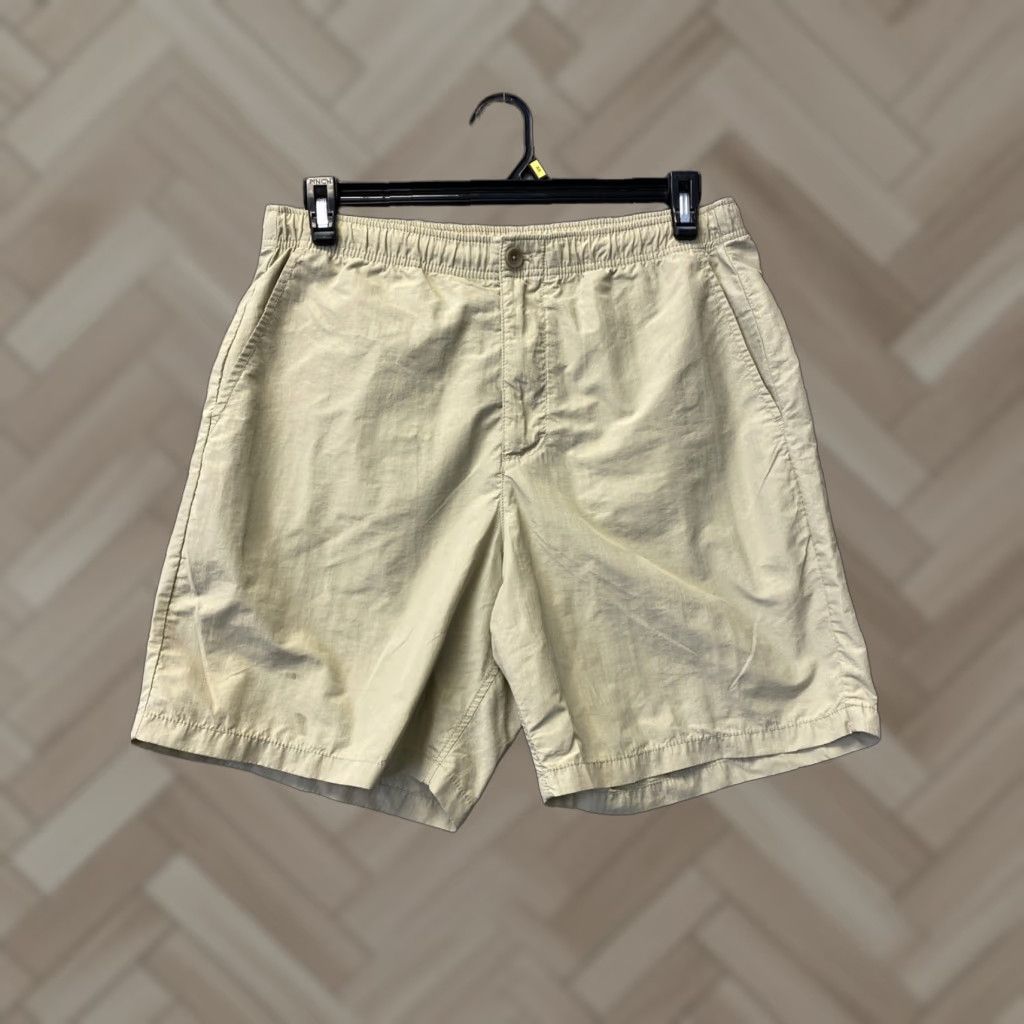 Gap GAP Men's Flat Front Shorts Nylon Khaki Size M /129-30 Size US 31 - 1 Thumbnail