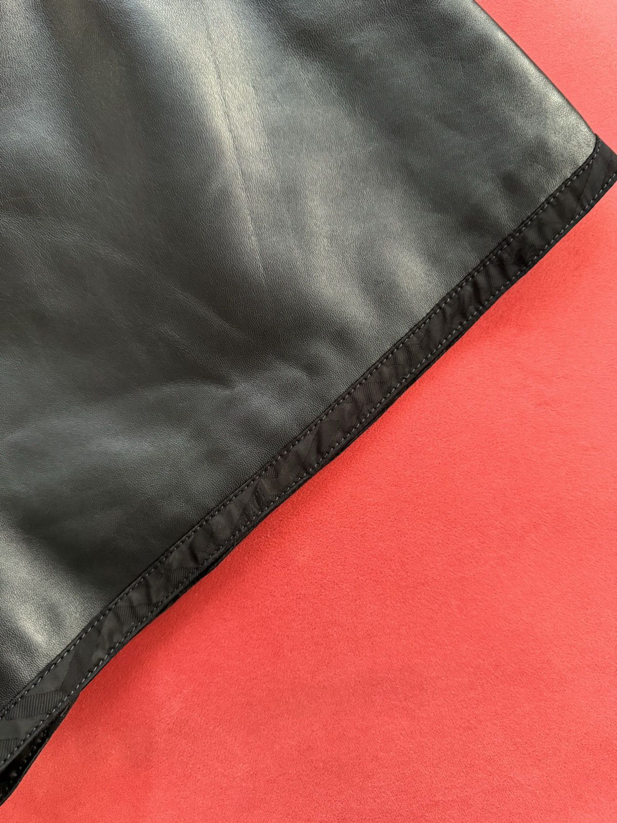 Versace Versace black lambskin shorts, size S Size 27" / US 4 / IT 40 - 8 Thumbnail