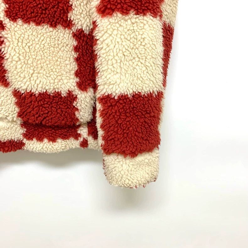 Louis Vuitton Louis Vuitton White and red checkerboard teddy jacket 2503- Size US XL / EU 56 / 4 - 6 Thumbnail